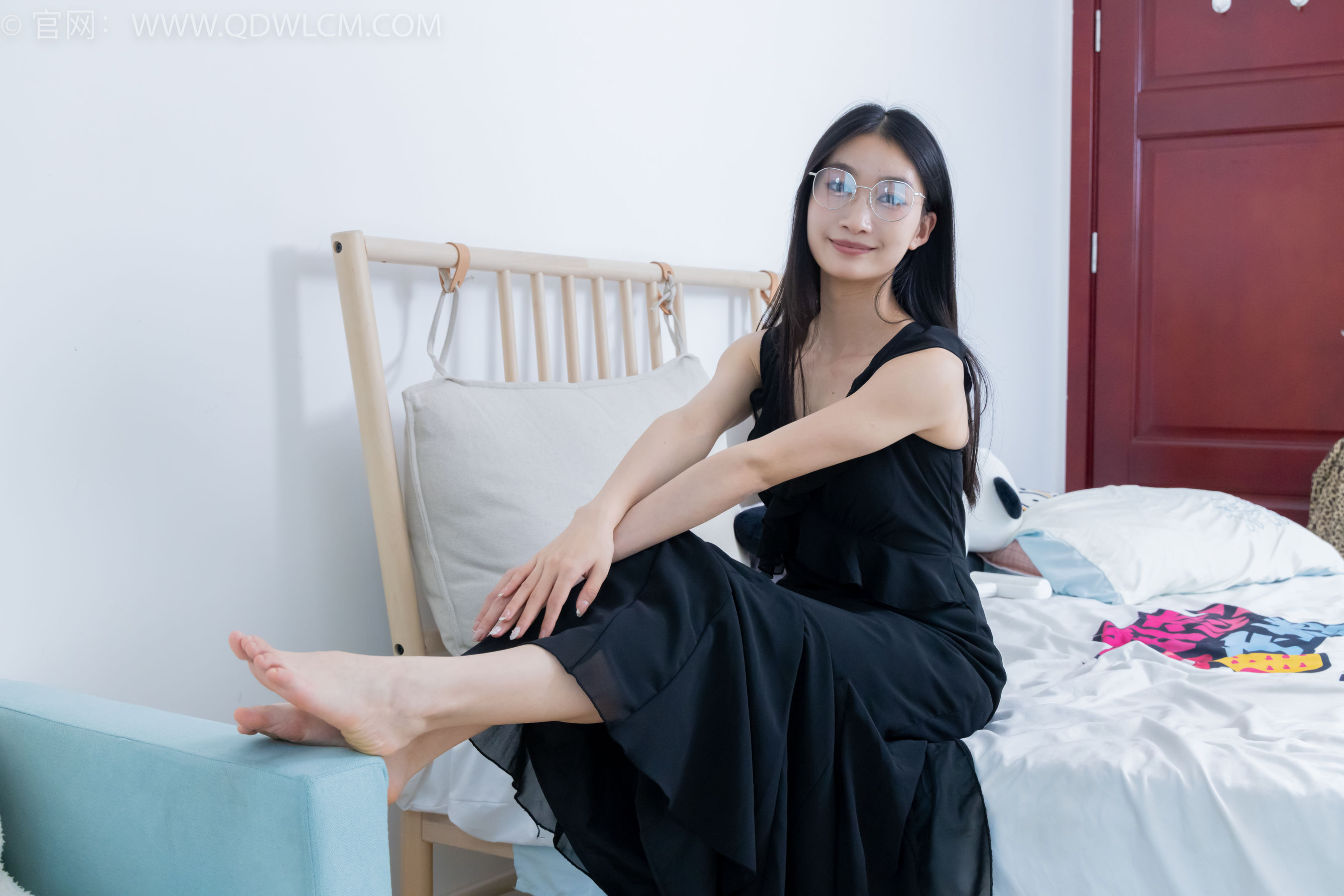 物恋传媒 No.2215 小影 - 躲进月色/(150P)
