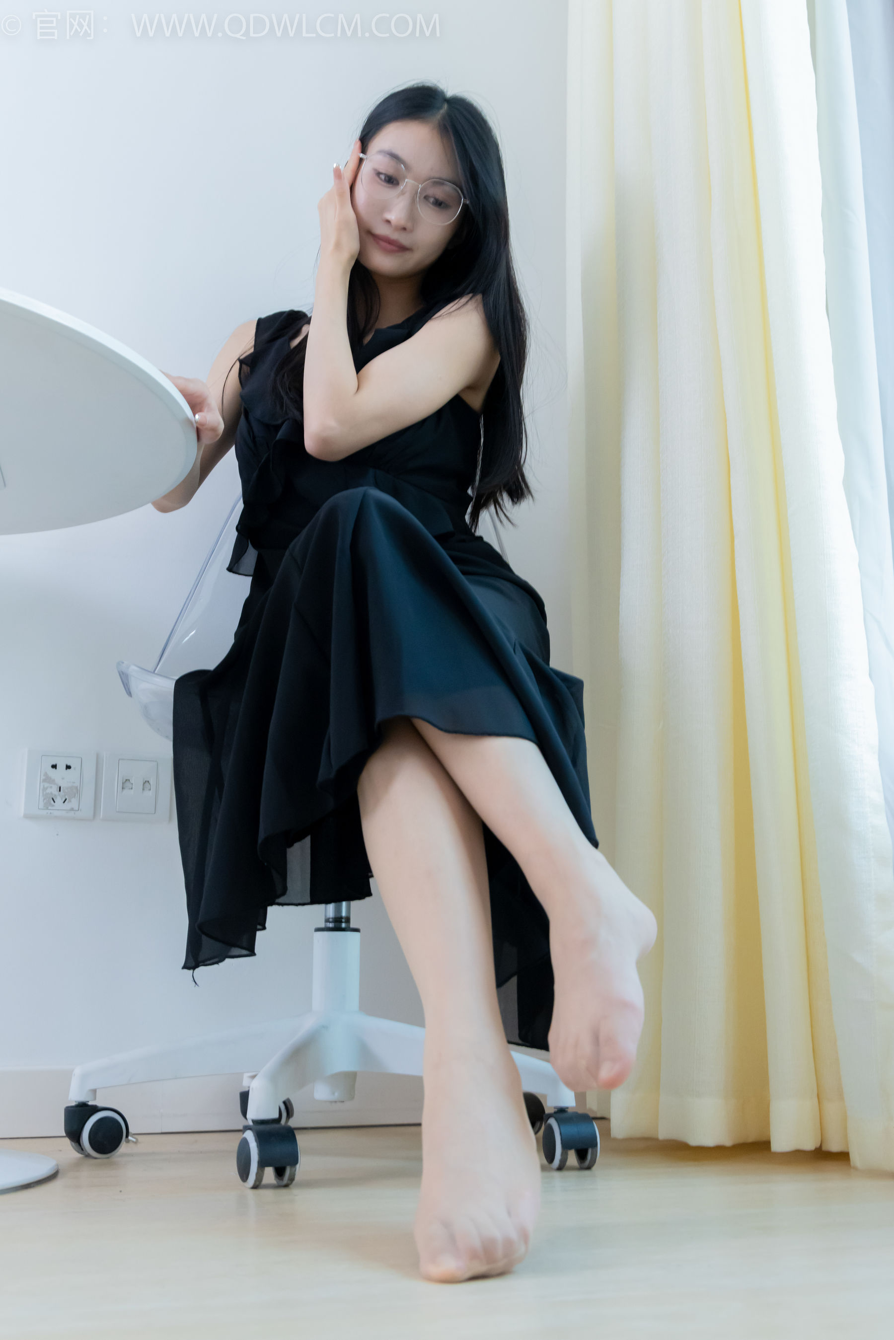 物恋传媒 No.2215 小影 - 躲进月色/(150P)