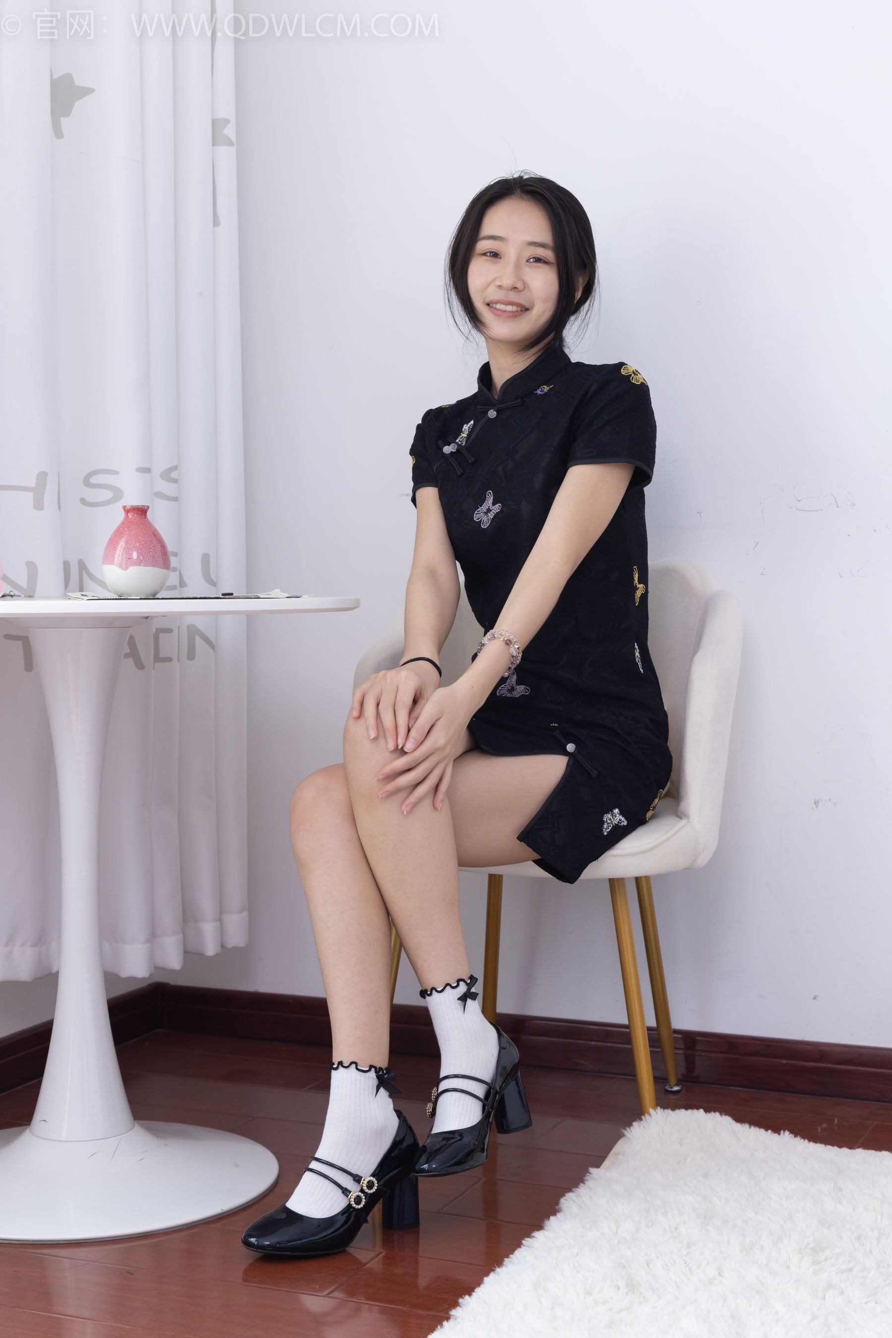 物恋传媒 No.2213 菜菜 - 烟花短暂/(203P)