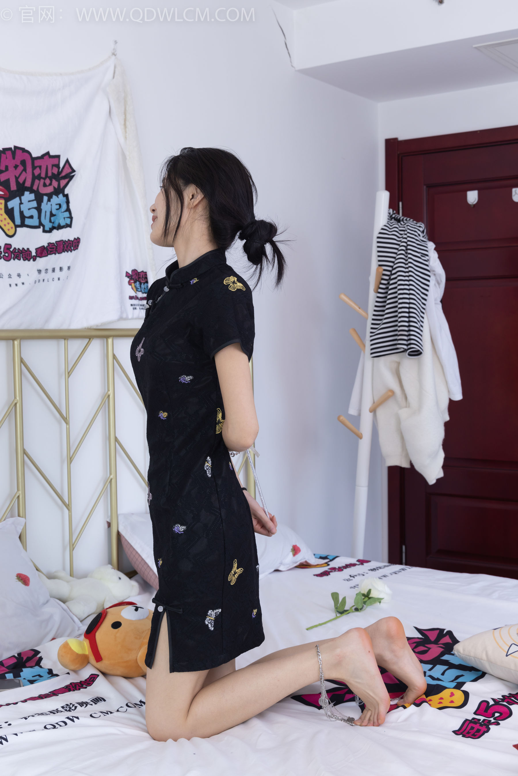 物恋传媒 No.2213 菜菜 - 烟花短暂/(203P)