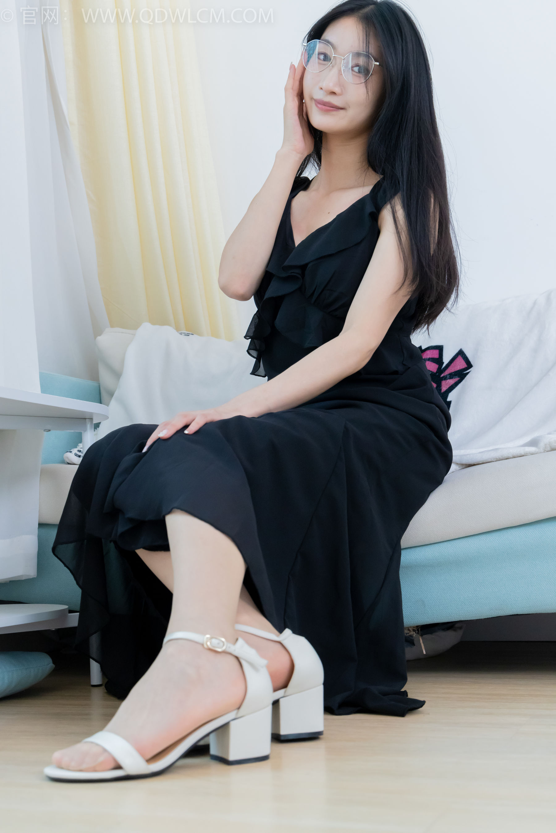 物恋传媒 No.2215 小影 - 躲进月色/(150P)