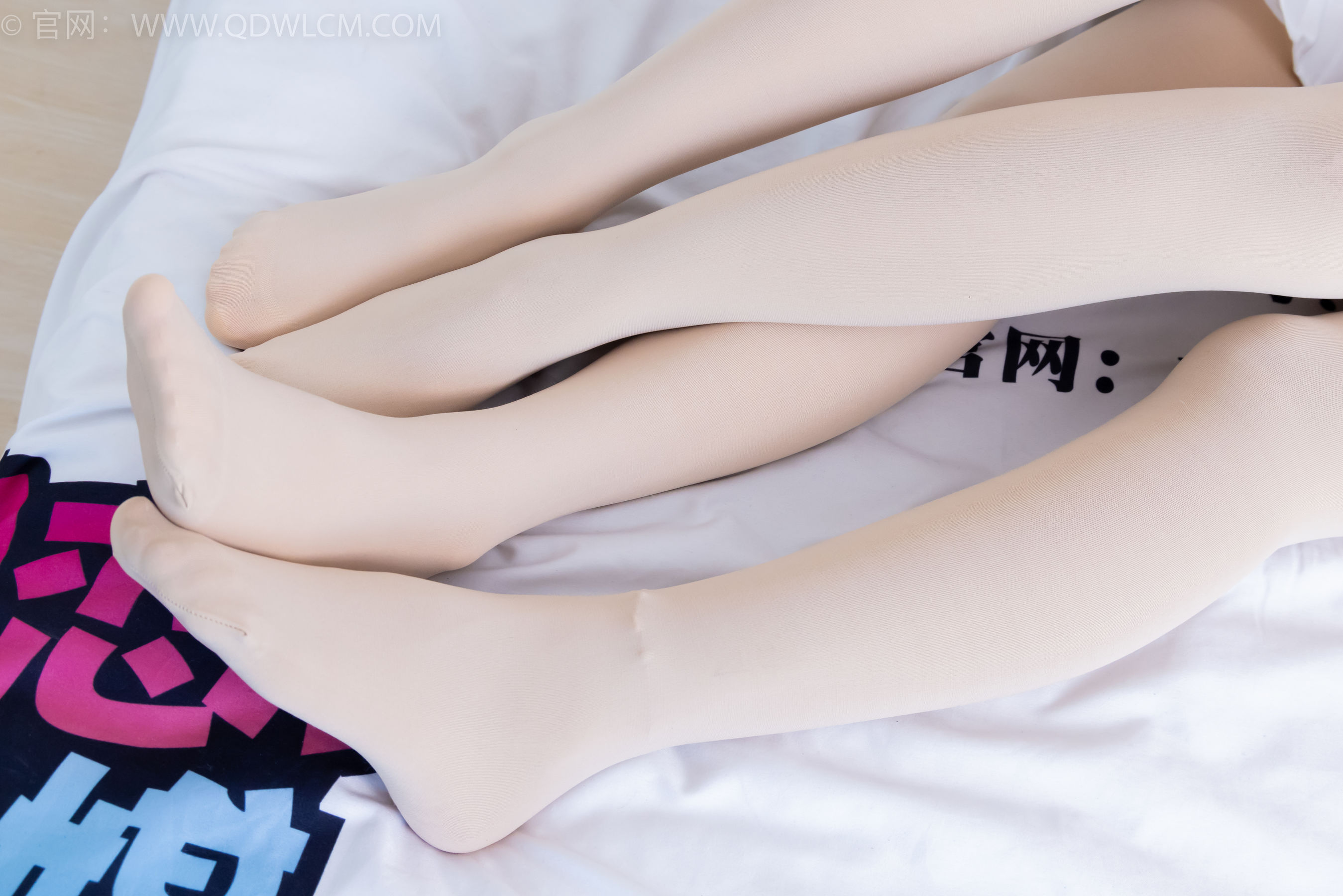 物恋传媒 No.2210 菜菜&岚岚 - 要你的温柔/(200P)