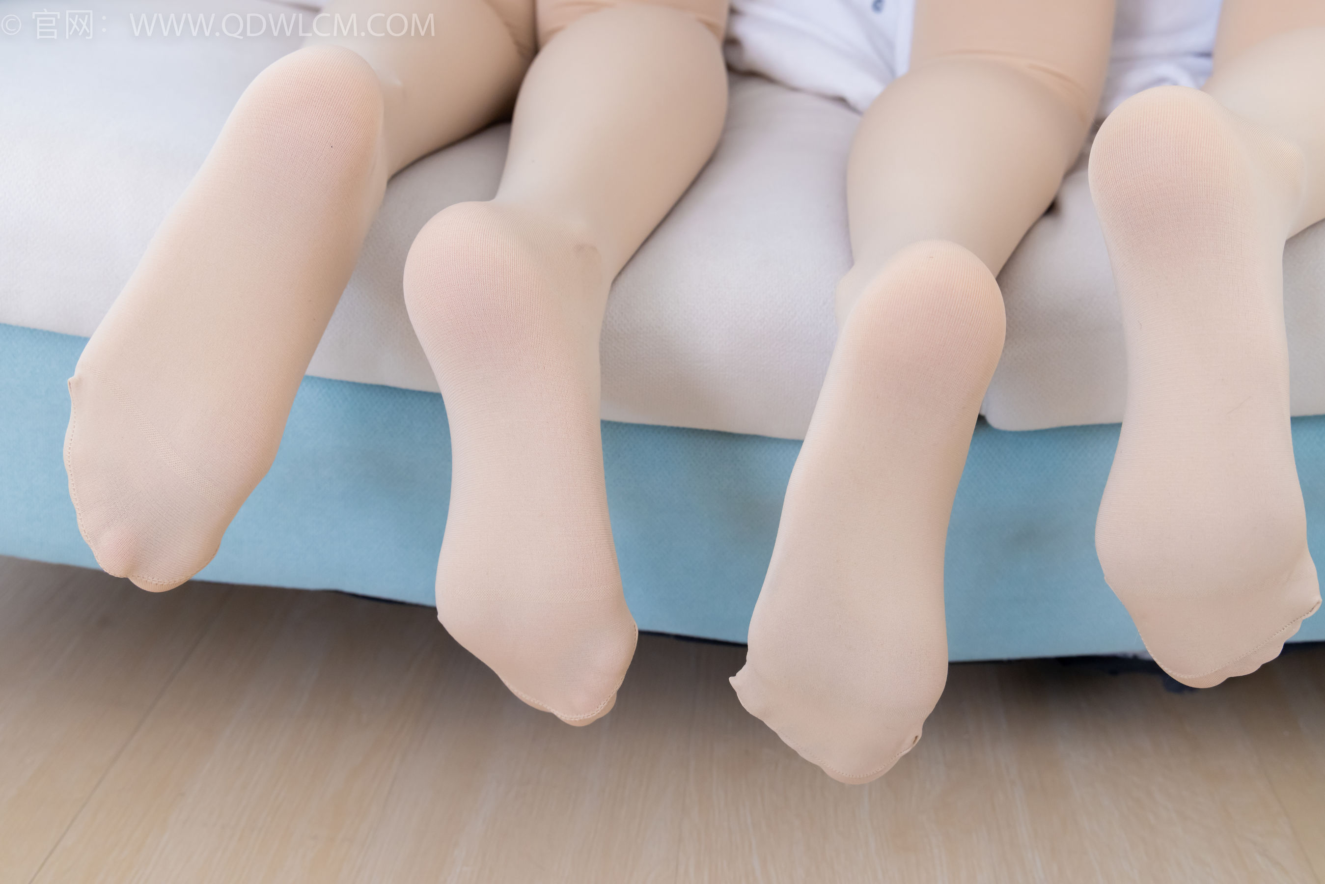 物恋传媒 No.2210 菜菜&岚岚 - 要你的温柔/(200P)