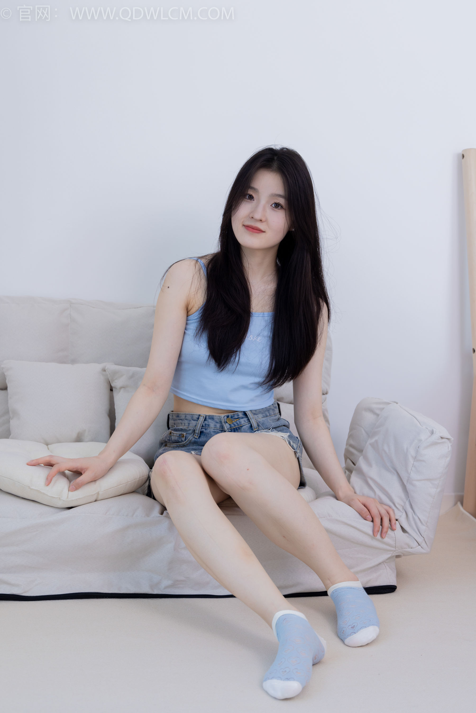 物恋传媒 No.2207 青柠 - 火红的夕阳/(180P)