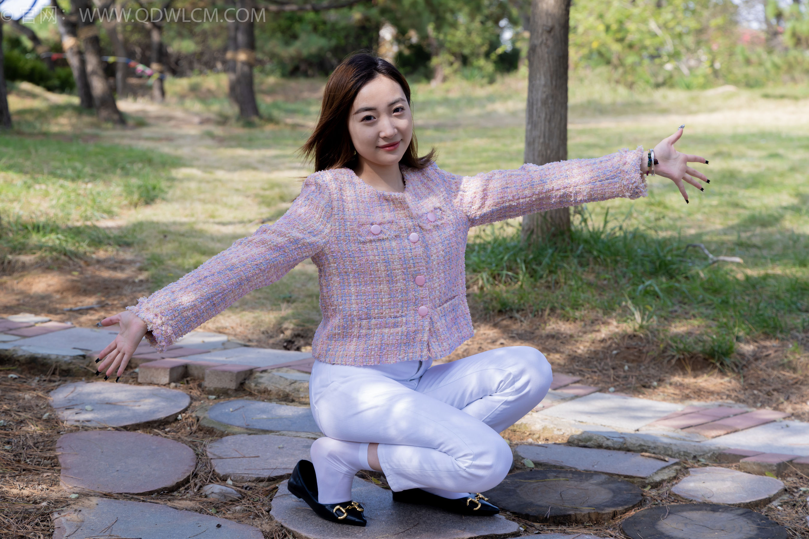 物恋传媒 No.2209 恬恬 - 久违的出游/(250P)