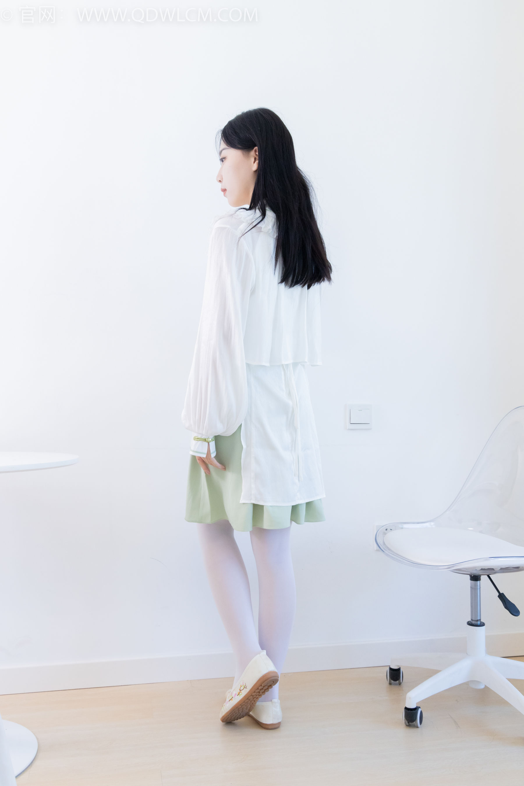 物恋传媒 No.2199 纱纱 - 阳光散落/(150P)