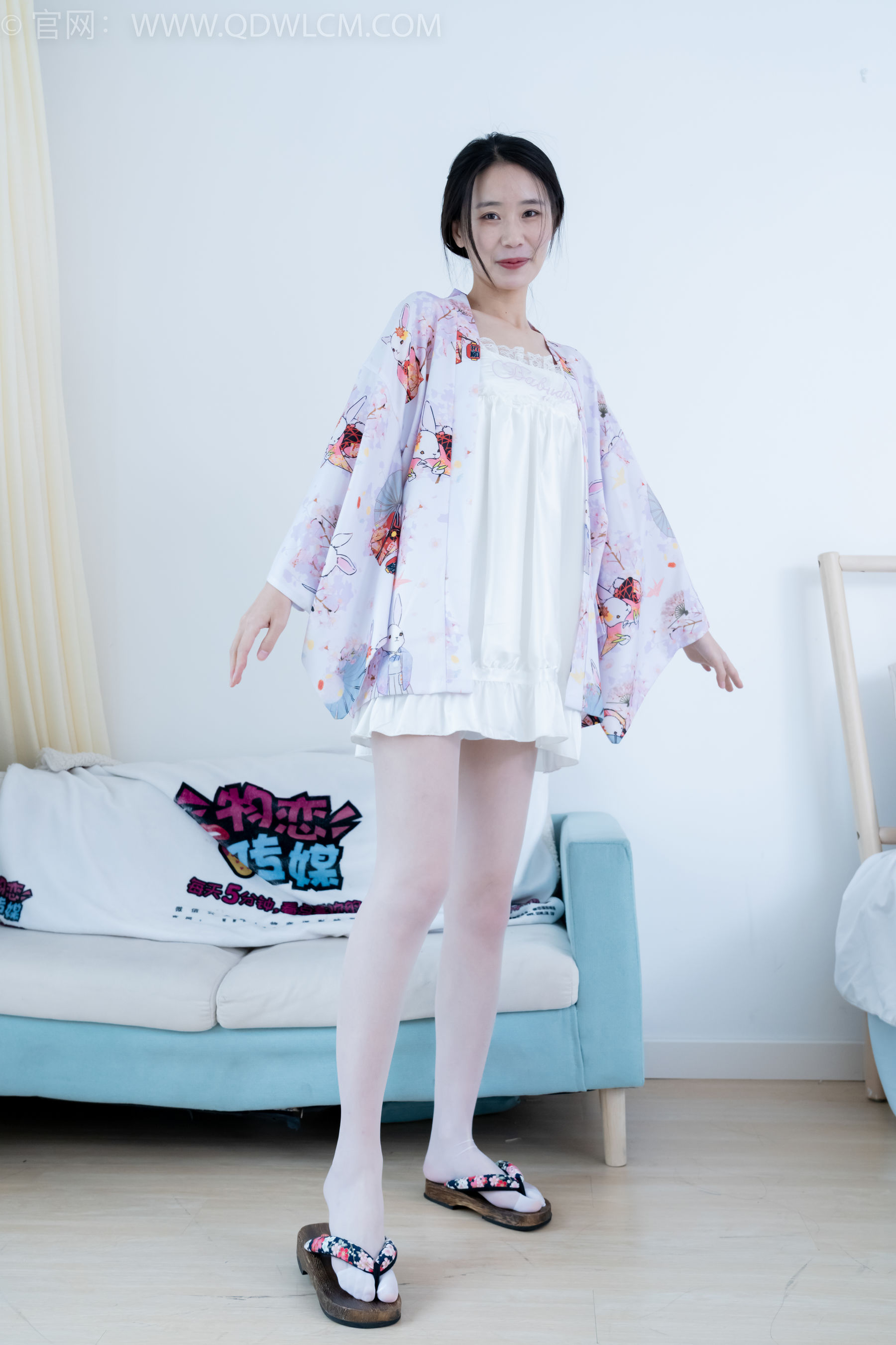 物恋传媒 No.2198 菜菜 - 手中的沙/(230P)