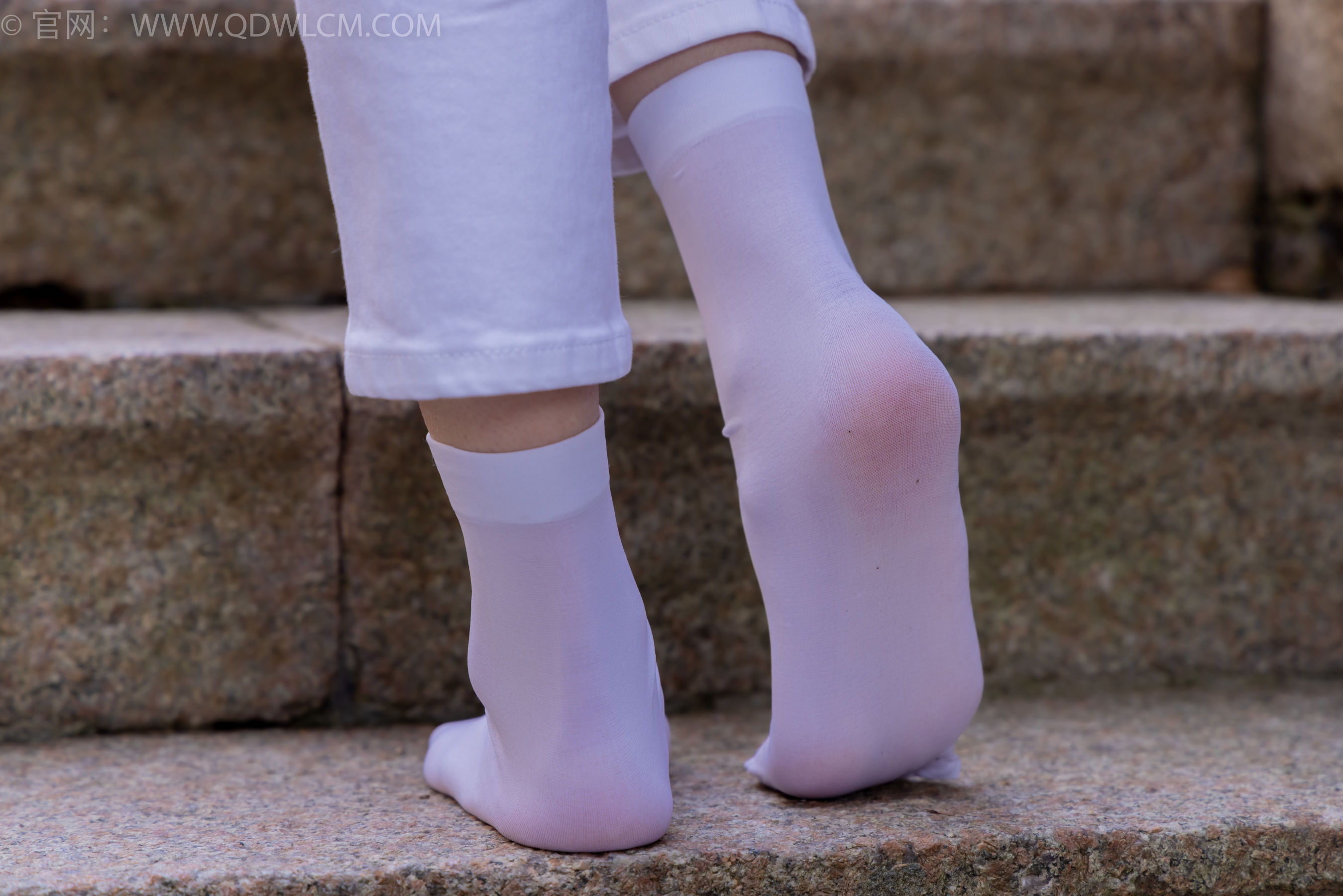 物恋传媒 No.2209 恬恬 - 久违的出游/(250P)