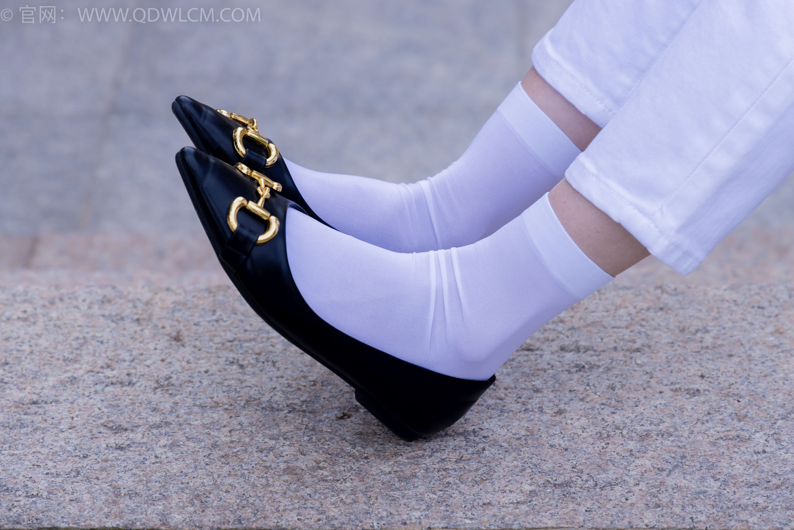 物恋传媒 No.2209 恬恬 - 久违的出游/(250P)