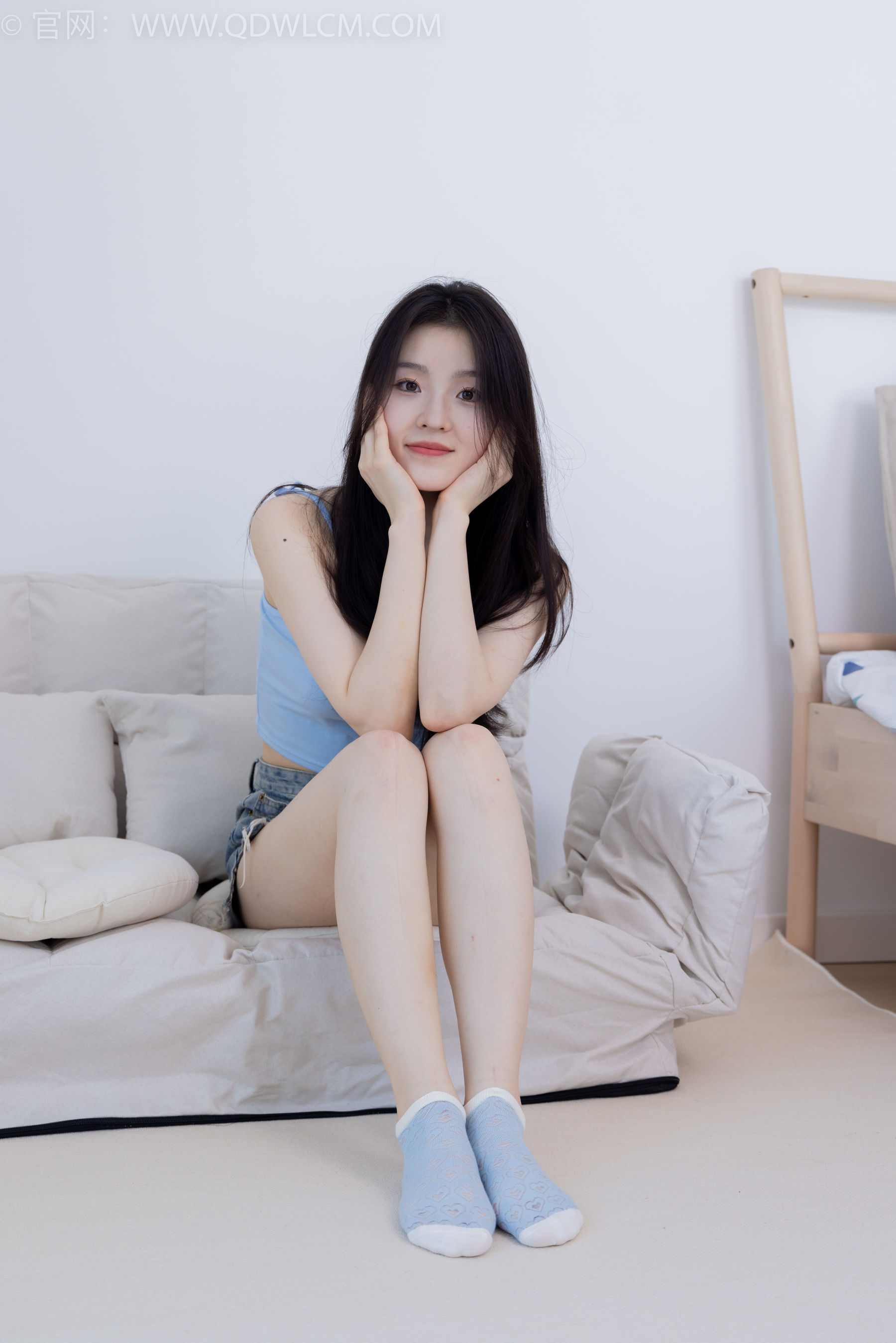 物恋传媒 No.2207 青柠 - 火红的夕阳/(180P)