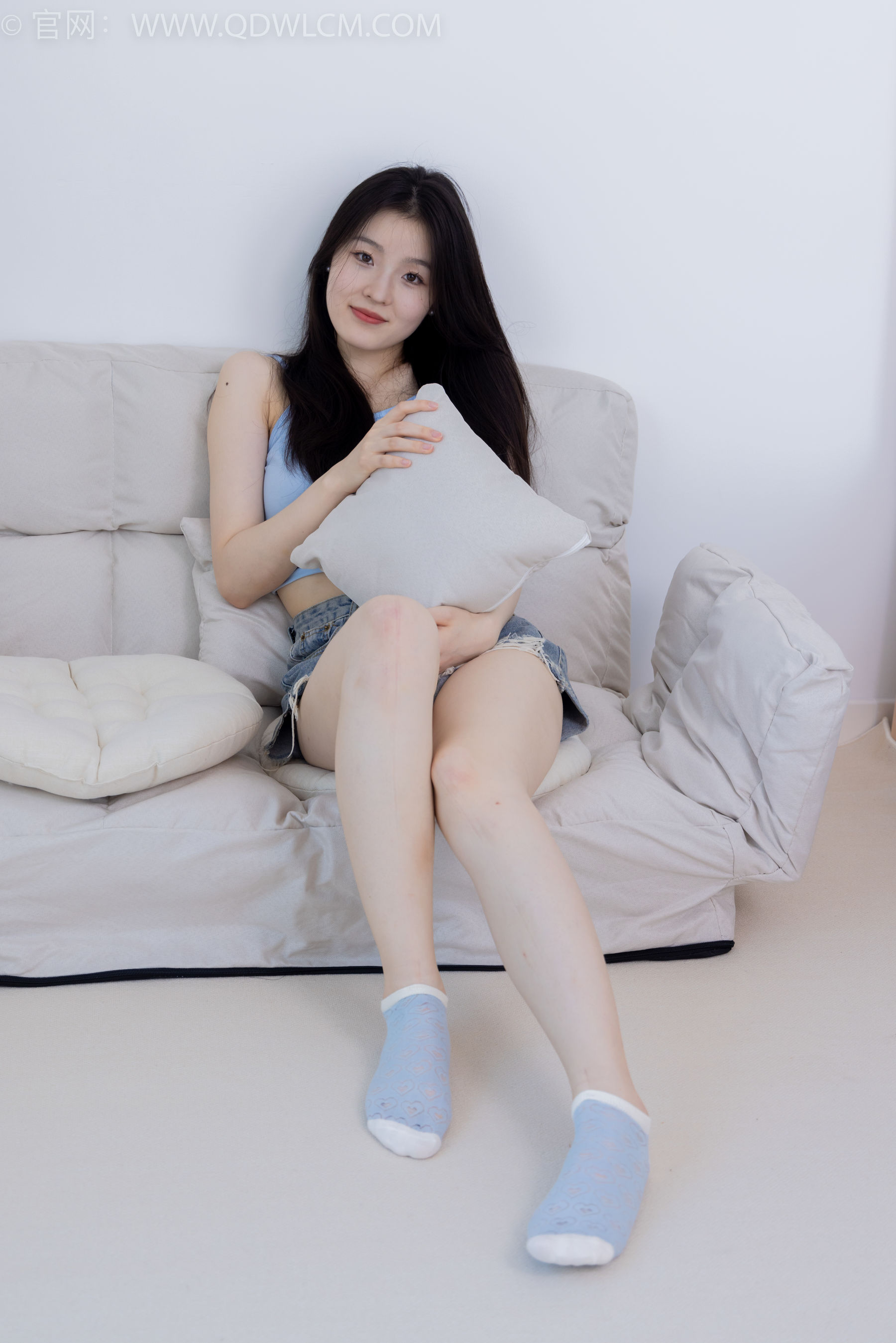 物恋传媒 No.2207 青柠 - 火红的夕阳/(180P)