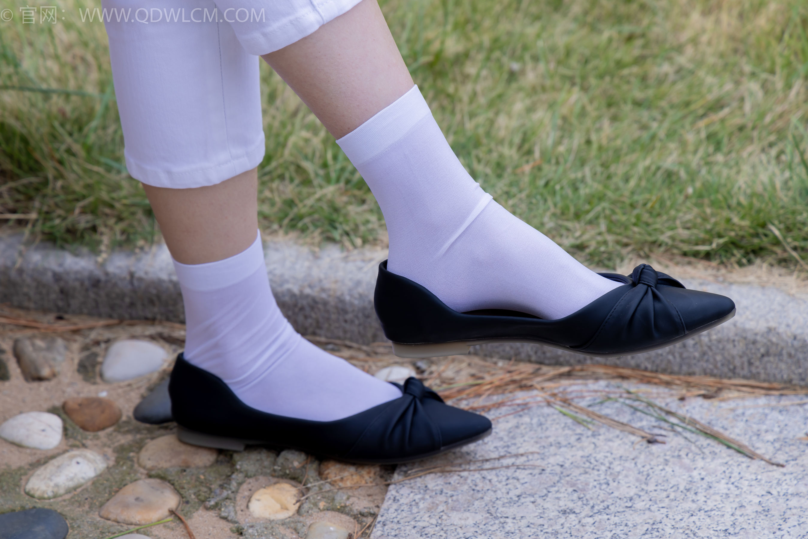 物恋传媒 No.2209 恬恬 - 久违的出游/(250P)