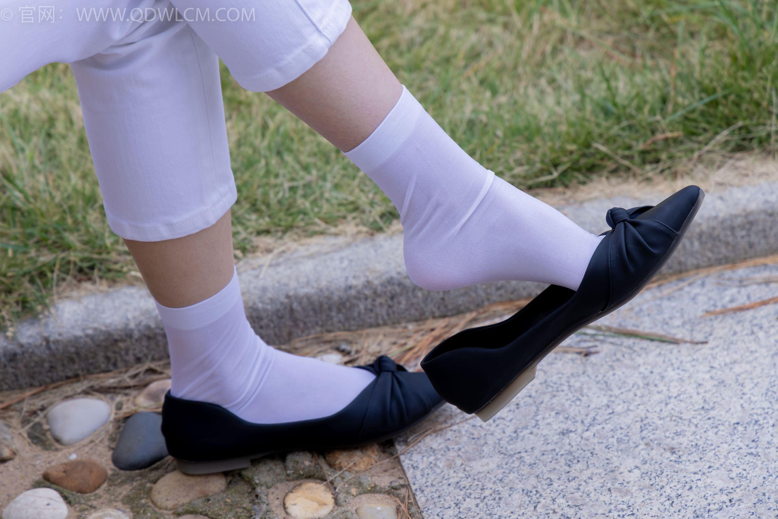 物恋传媒 No.2209 恬恬 - 久违的出游/(250P)