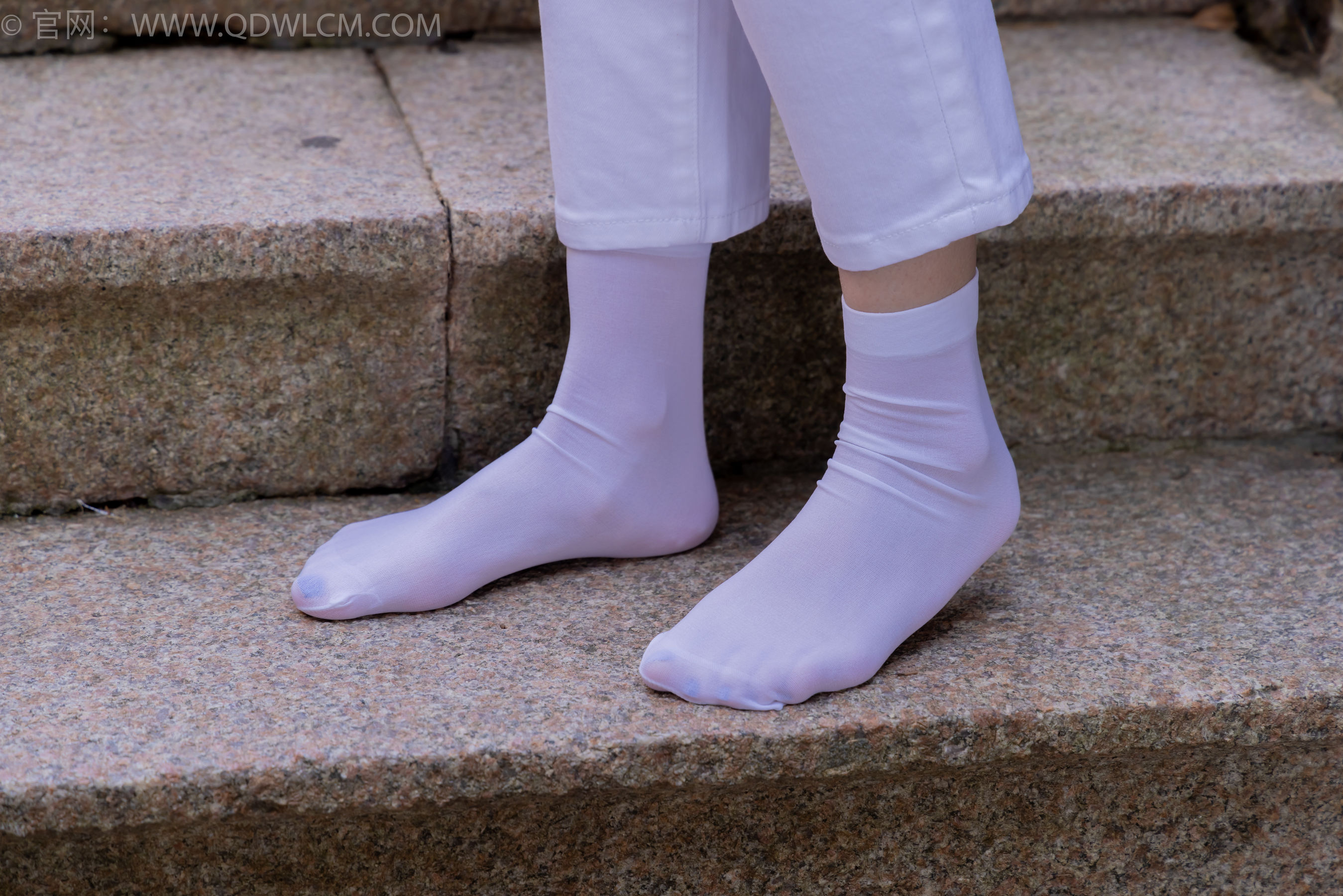 物恋传媒 No.2209 恬恬 - 久违的出游/(250P)