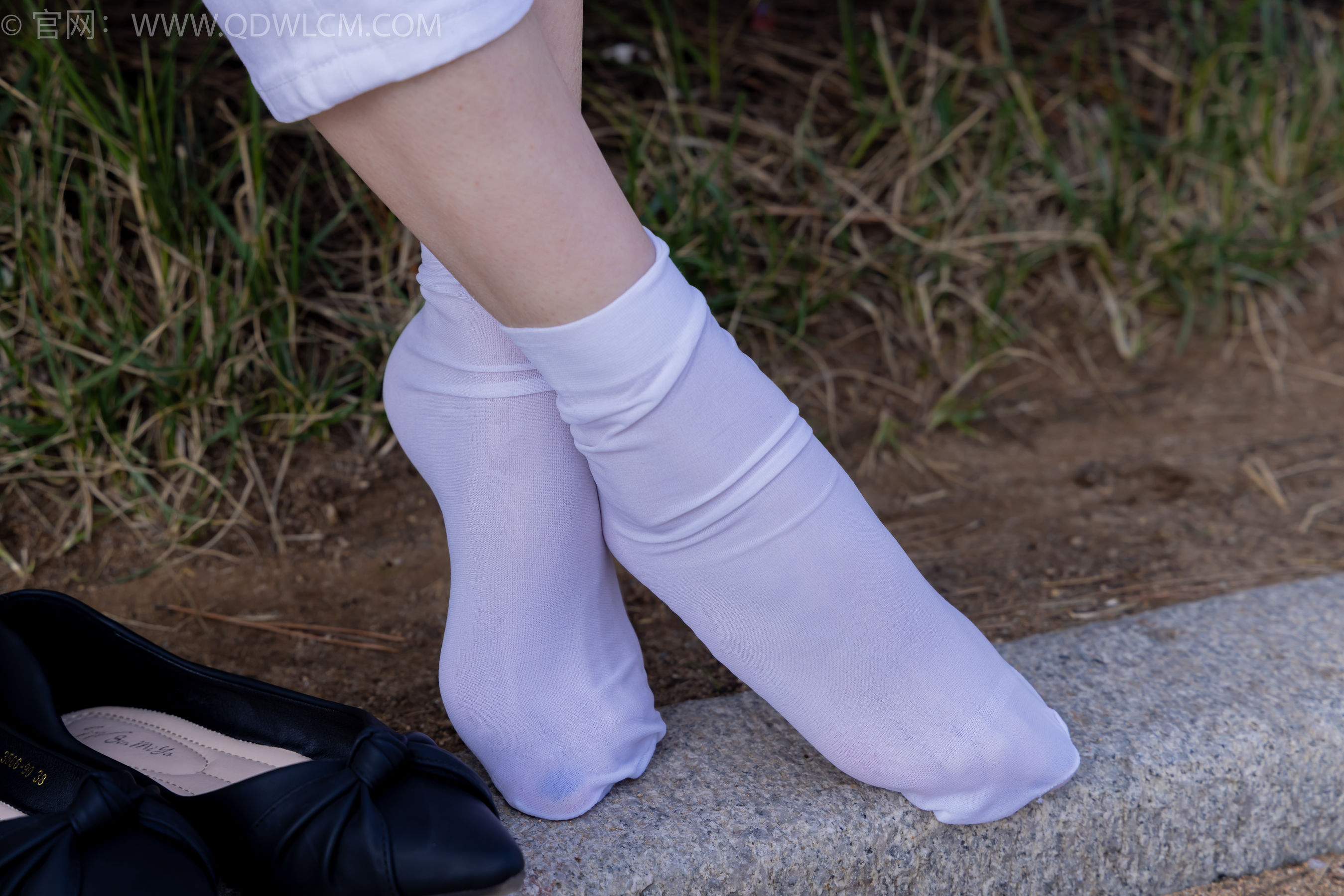 物恋传媒 No.2209 恬恬 - 久违的出游/(250P)