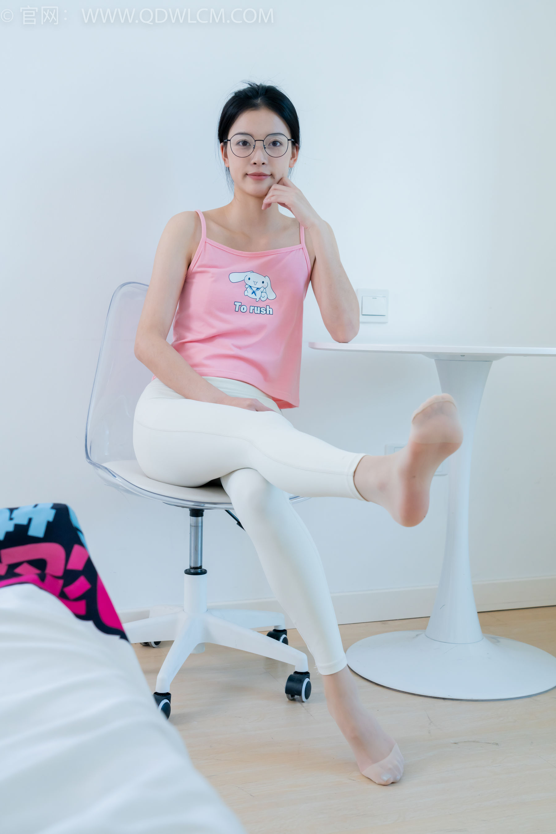 物恋传媒 No.2206 茯苓 - 十二月的黄昏/(160P)