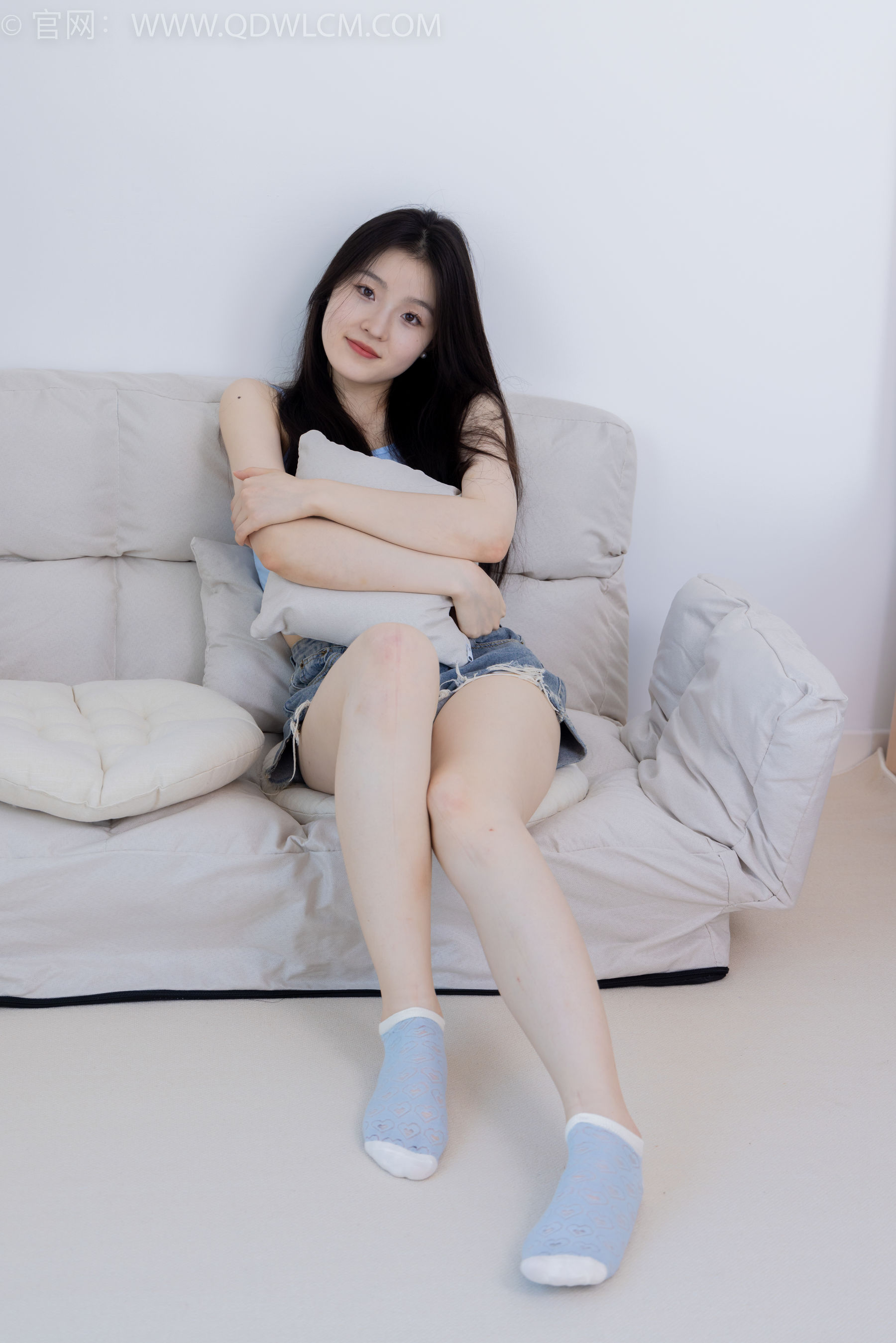 物恋传媒 No.2207 青柠 - 火红的夕阳/(180P)