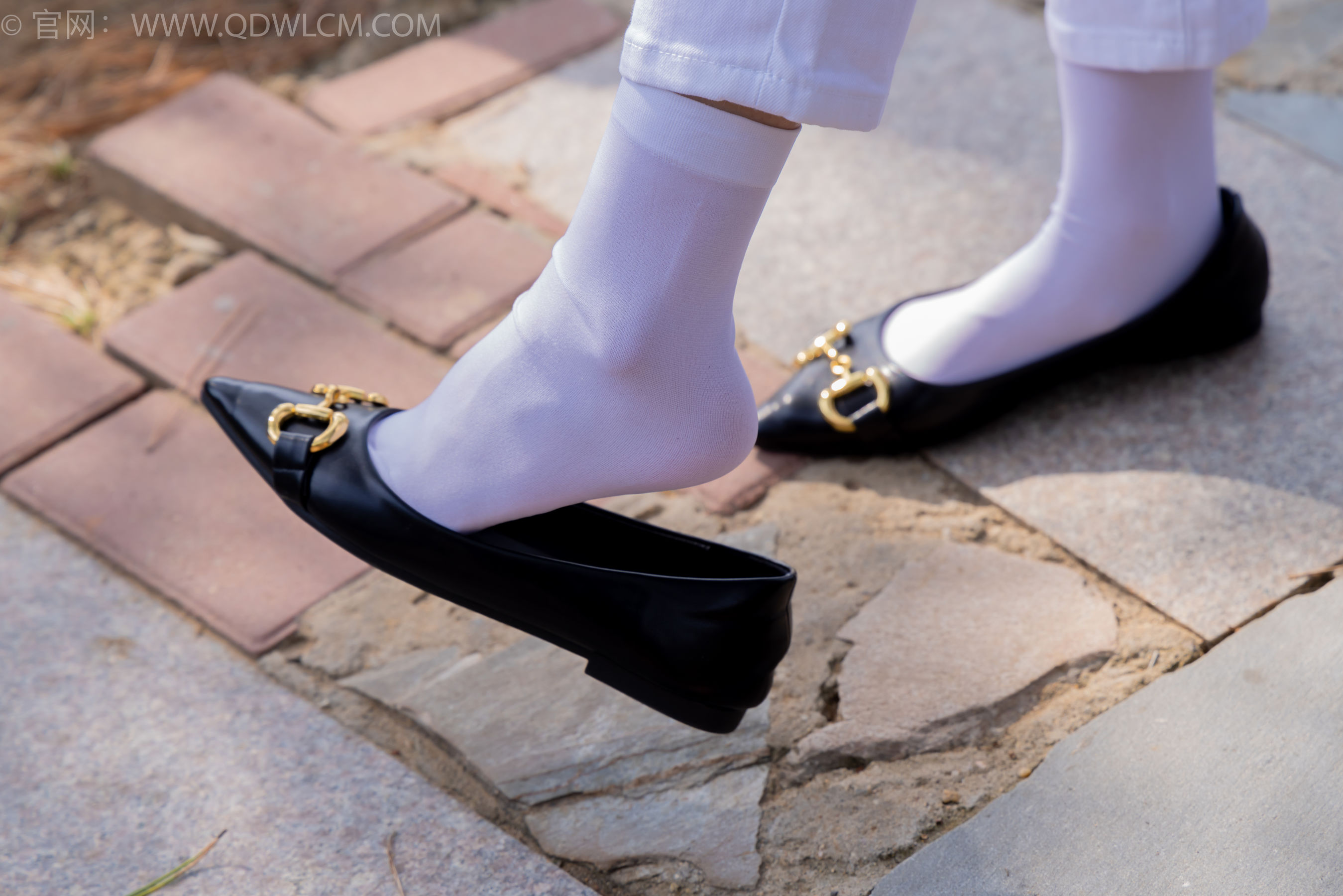 物恋传媒 No.2209 恬恬 - 久违的出游/(250P)