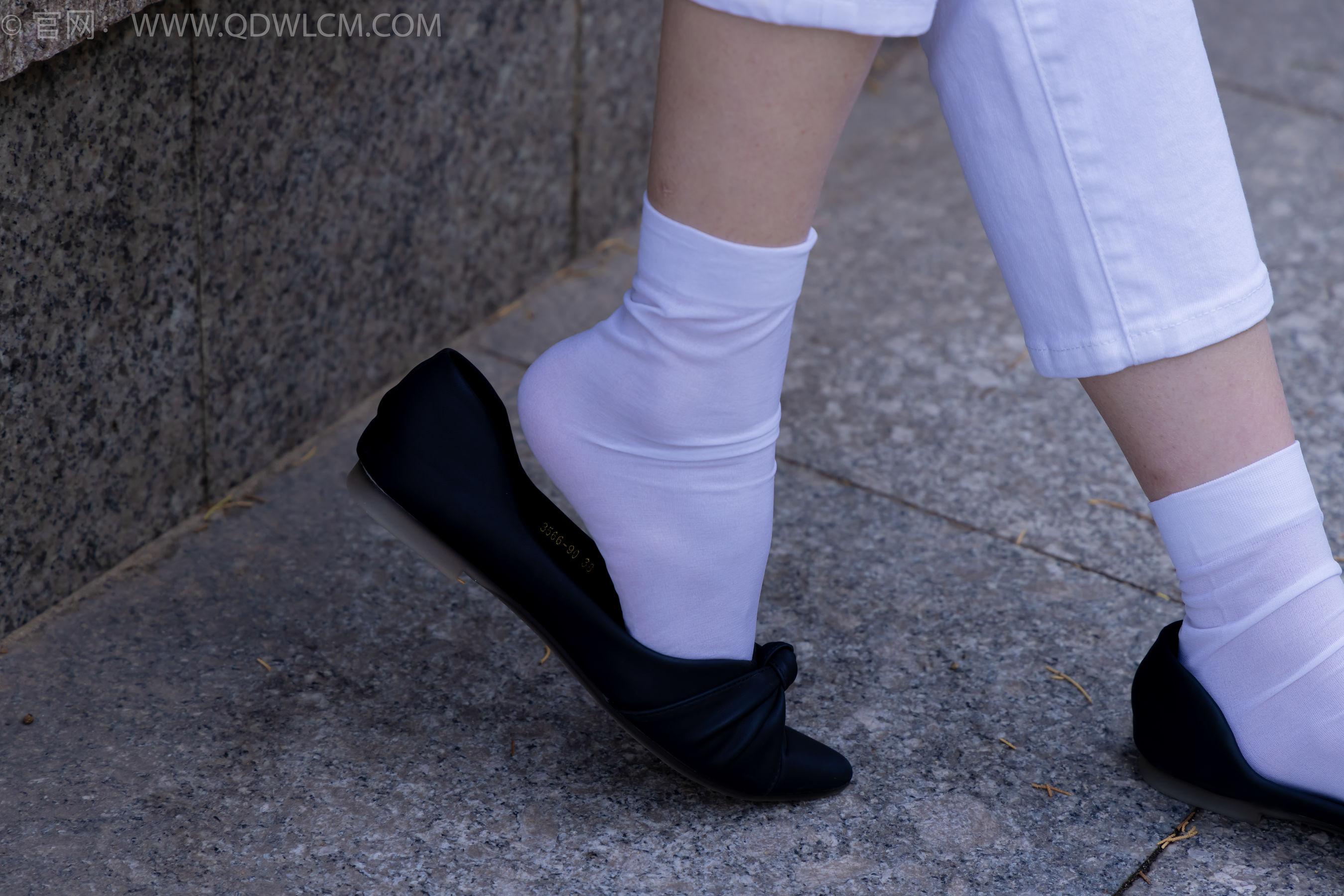 物恋传媒 No.2209 恬恬 - 久违的出游/(250P)