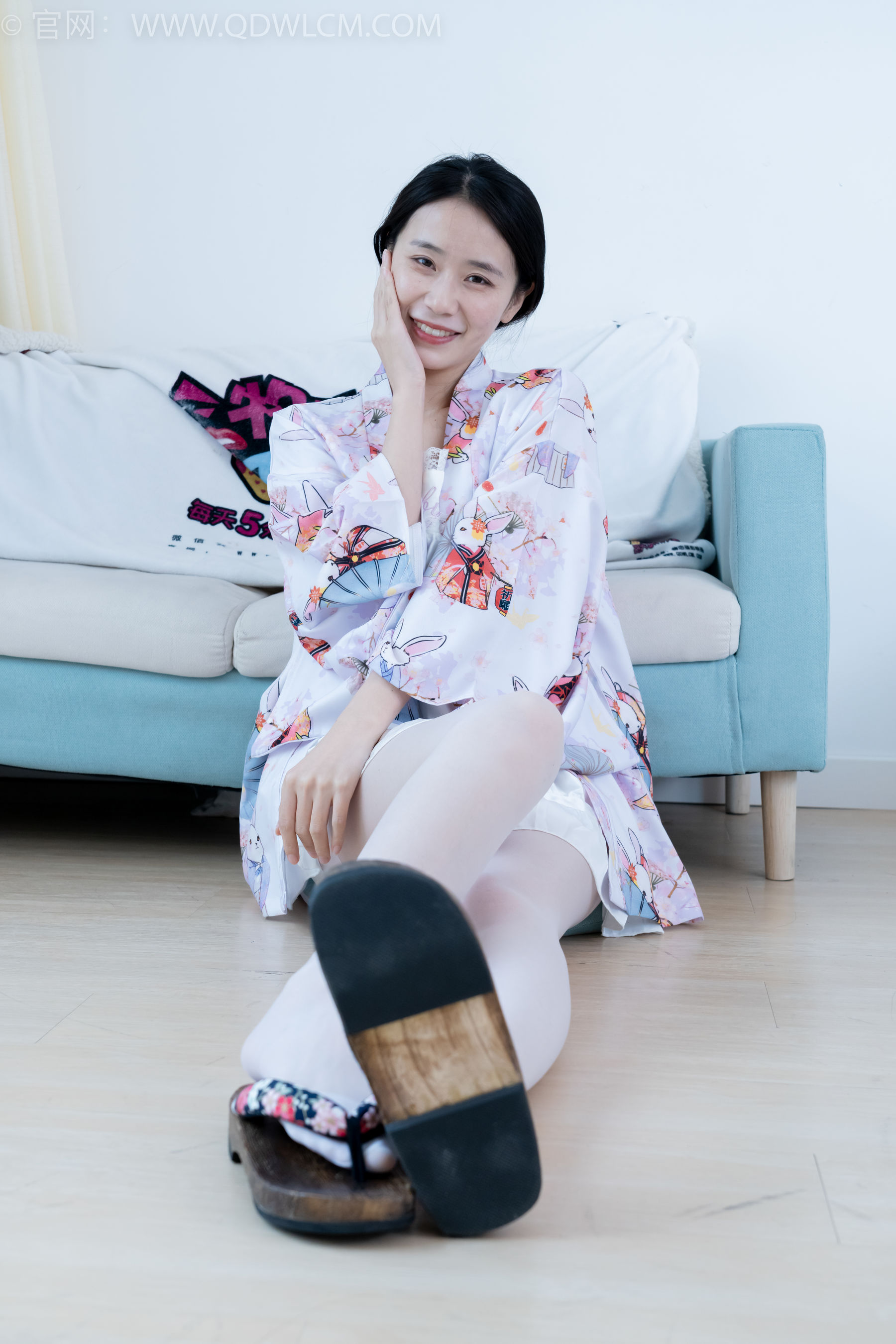 物恋传媒 No.2198 菜菜 - 手中的沙/(230P)