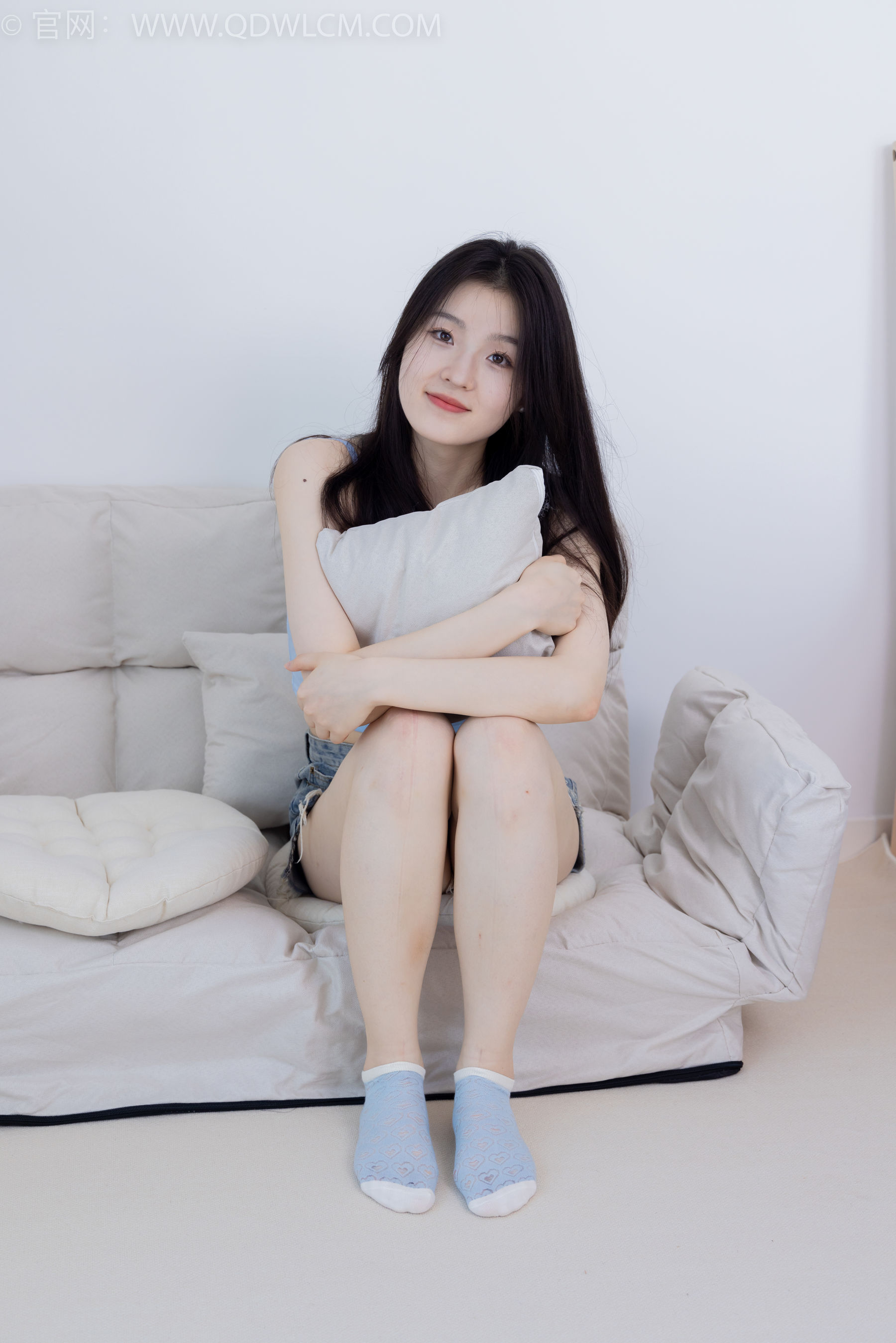 物恋传媒 No.2207 青柠 - 火红的夕阳/(180P)