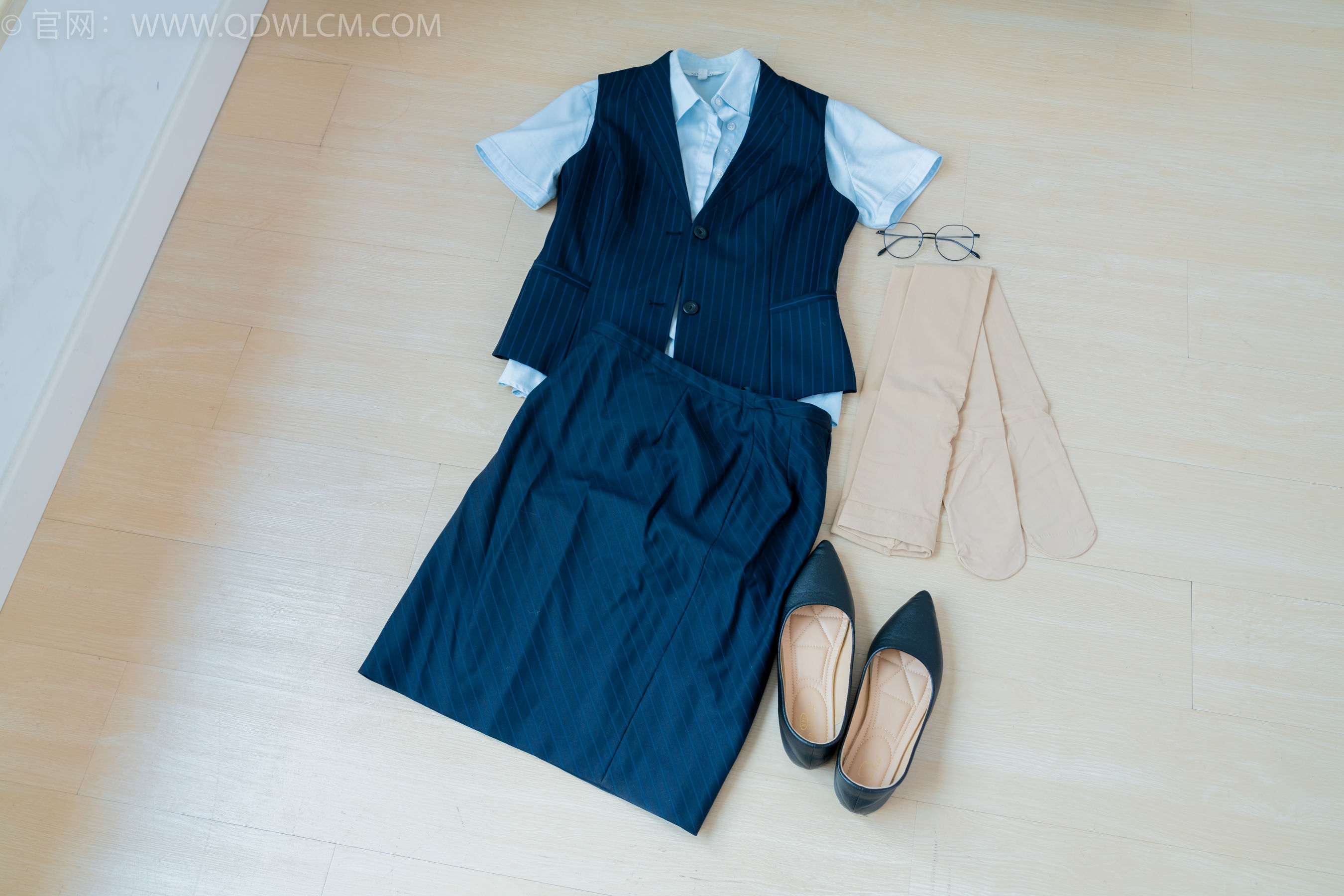 物恋传媒 No.2181 小影 - 无声的告白/(150P)