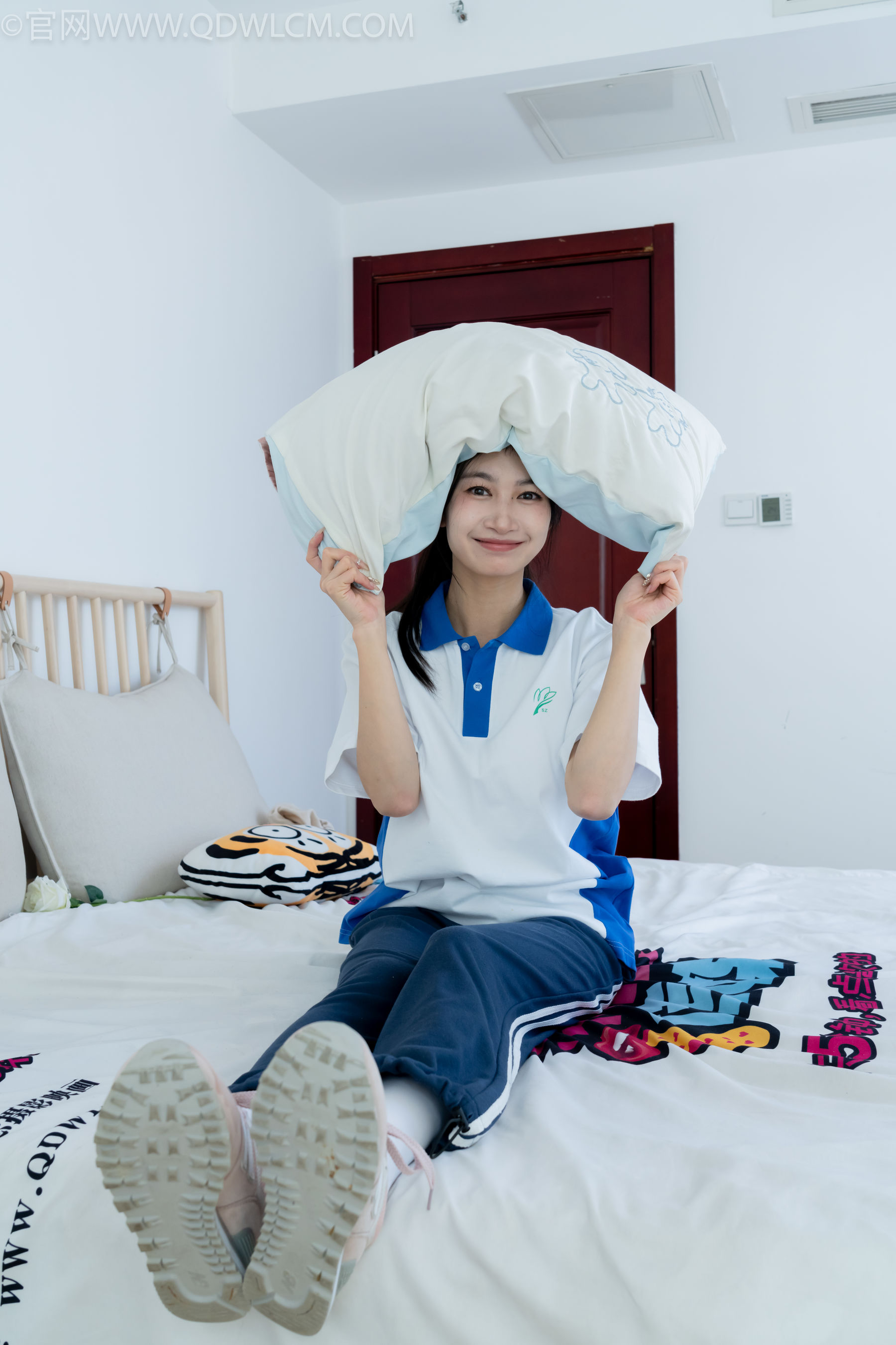 物恋传媒 No.2186 小影 - 温暖与相伴/(169P)