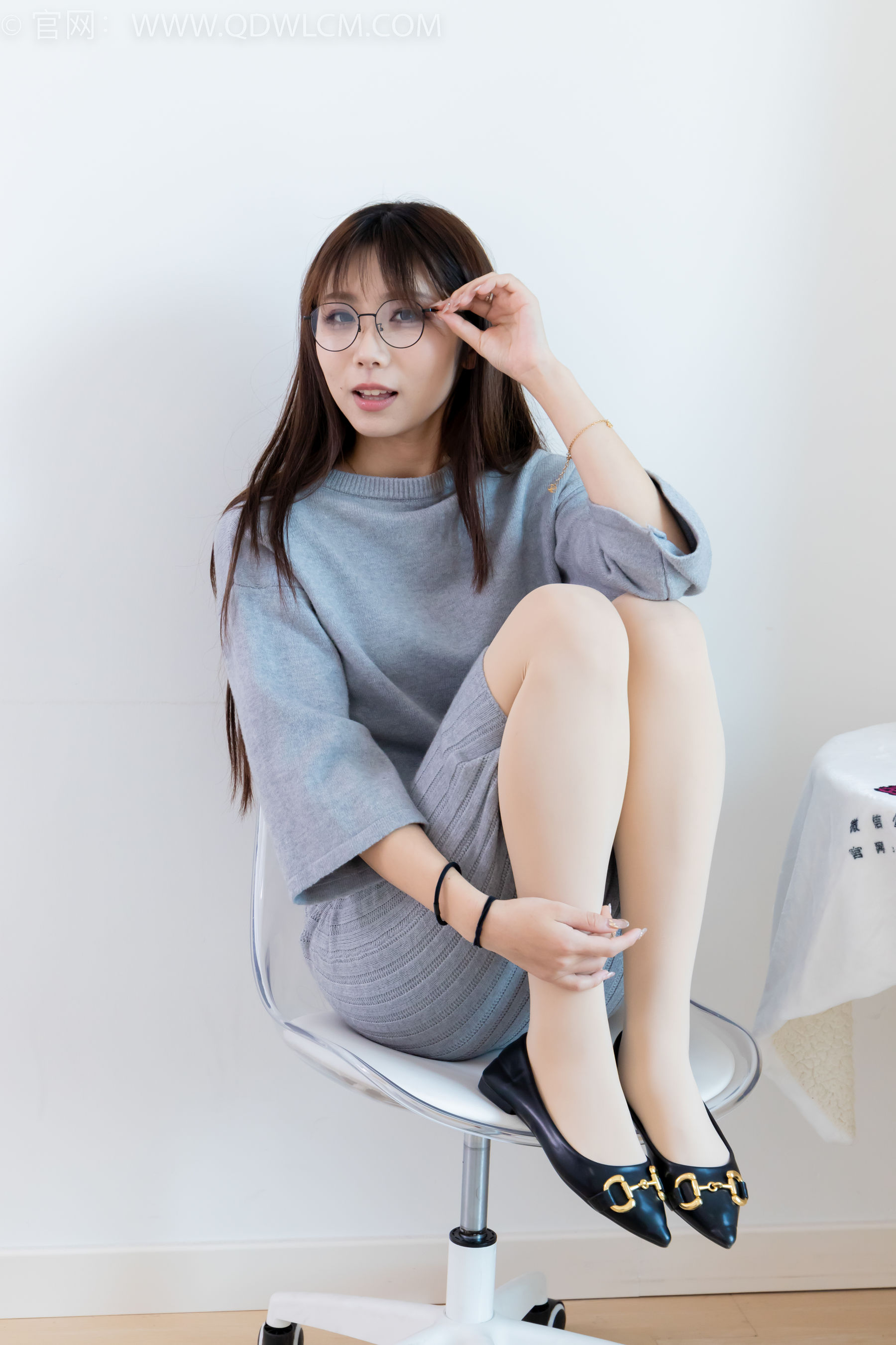 物恋传媒 No.2193 泡泡 - 初冬的风/(180P)