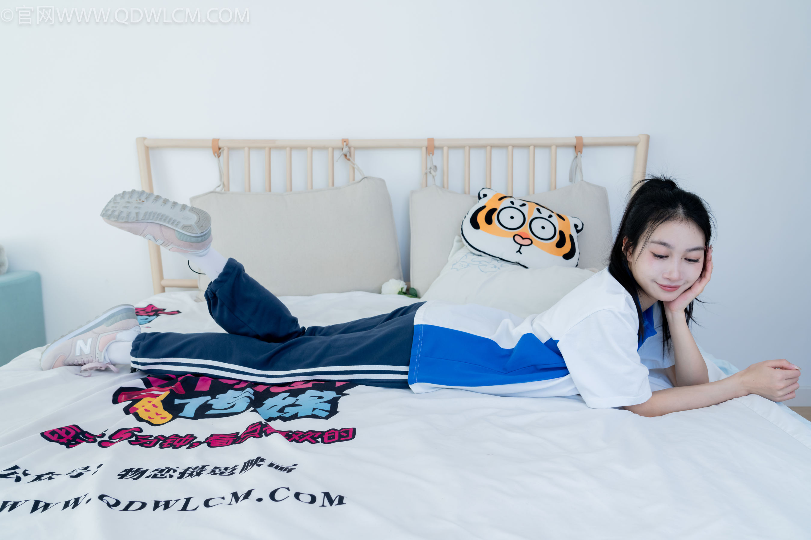 物恋传媒 No.2186 小影 - 温暖与相伴/(169P)