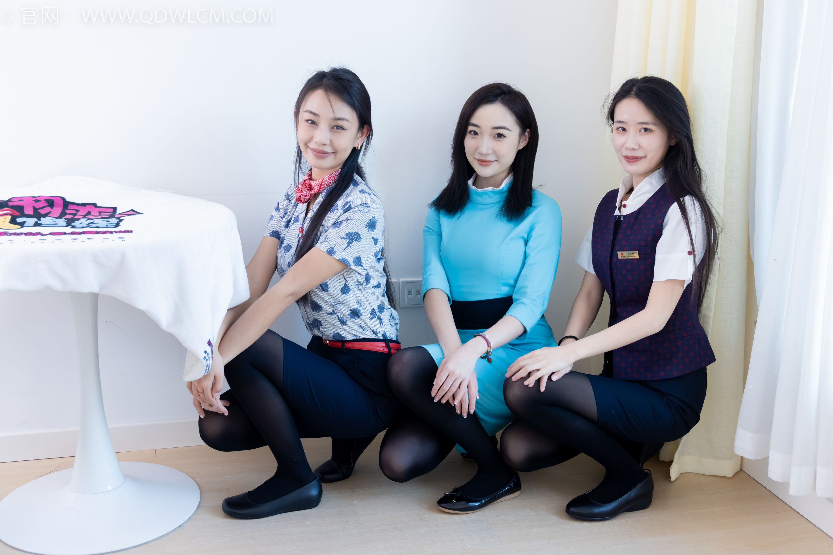 物恋传媒 No.2191 菜菜&岚岚&恬恬 - 圣诞快乐/(150P)