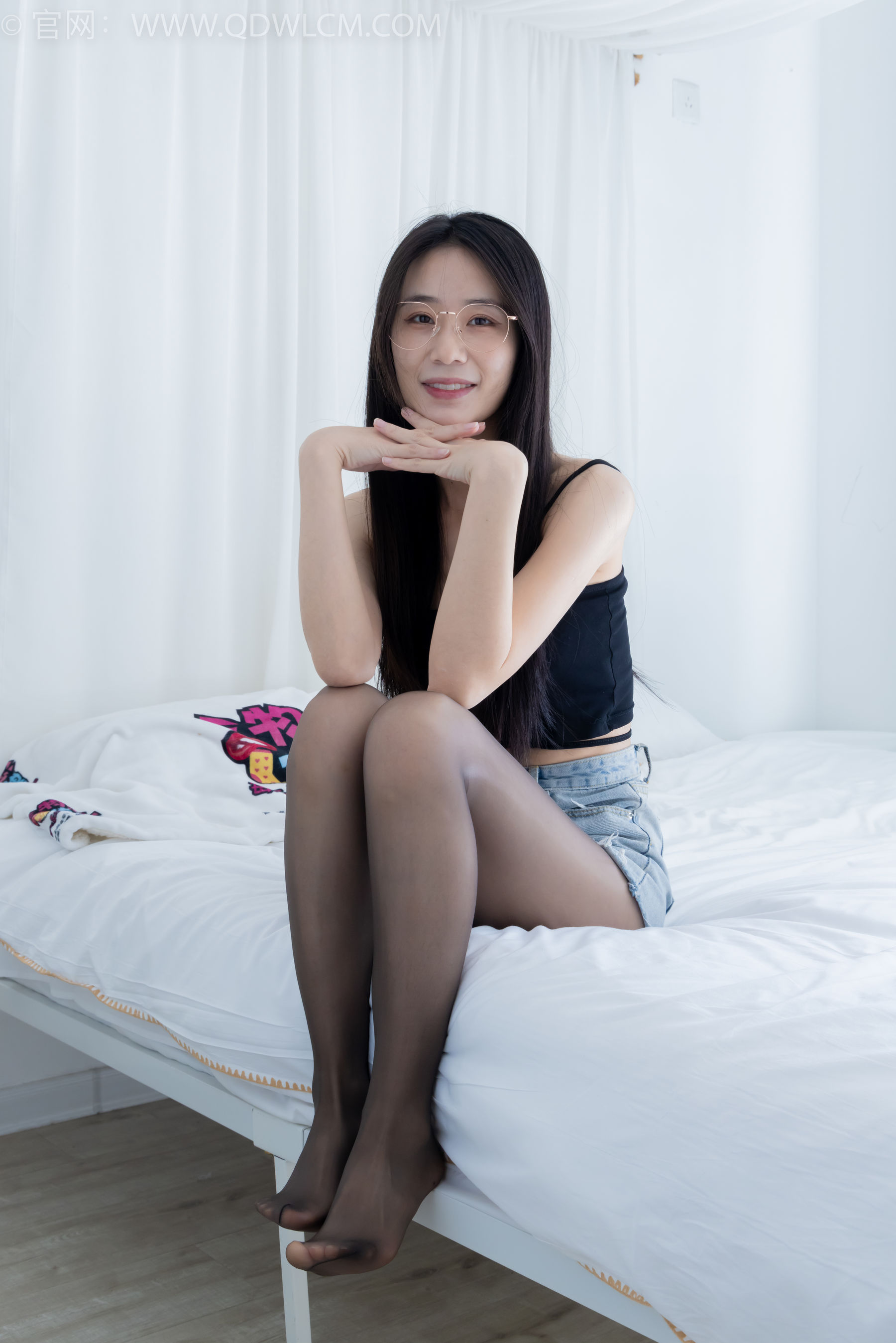 物恋传媒 No.2180 菜菜 - 烂漫花丛/(200P)