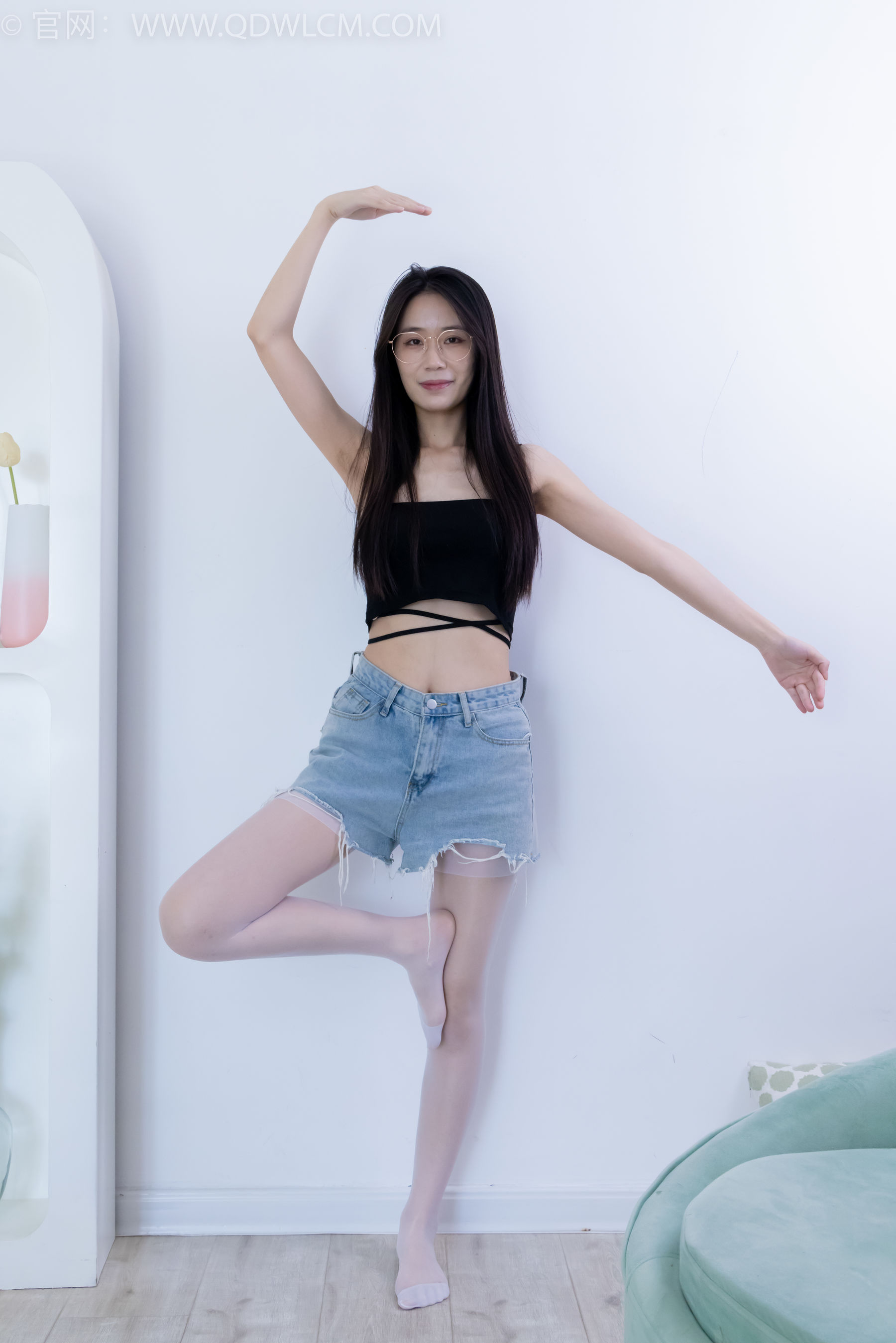 物恋传媒 No.2180 菜菜 - 烂漫花丛/(200P)