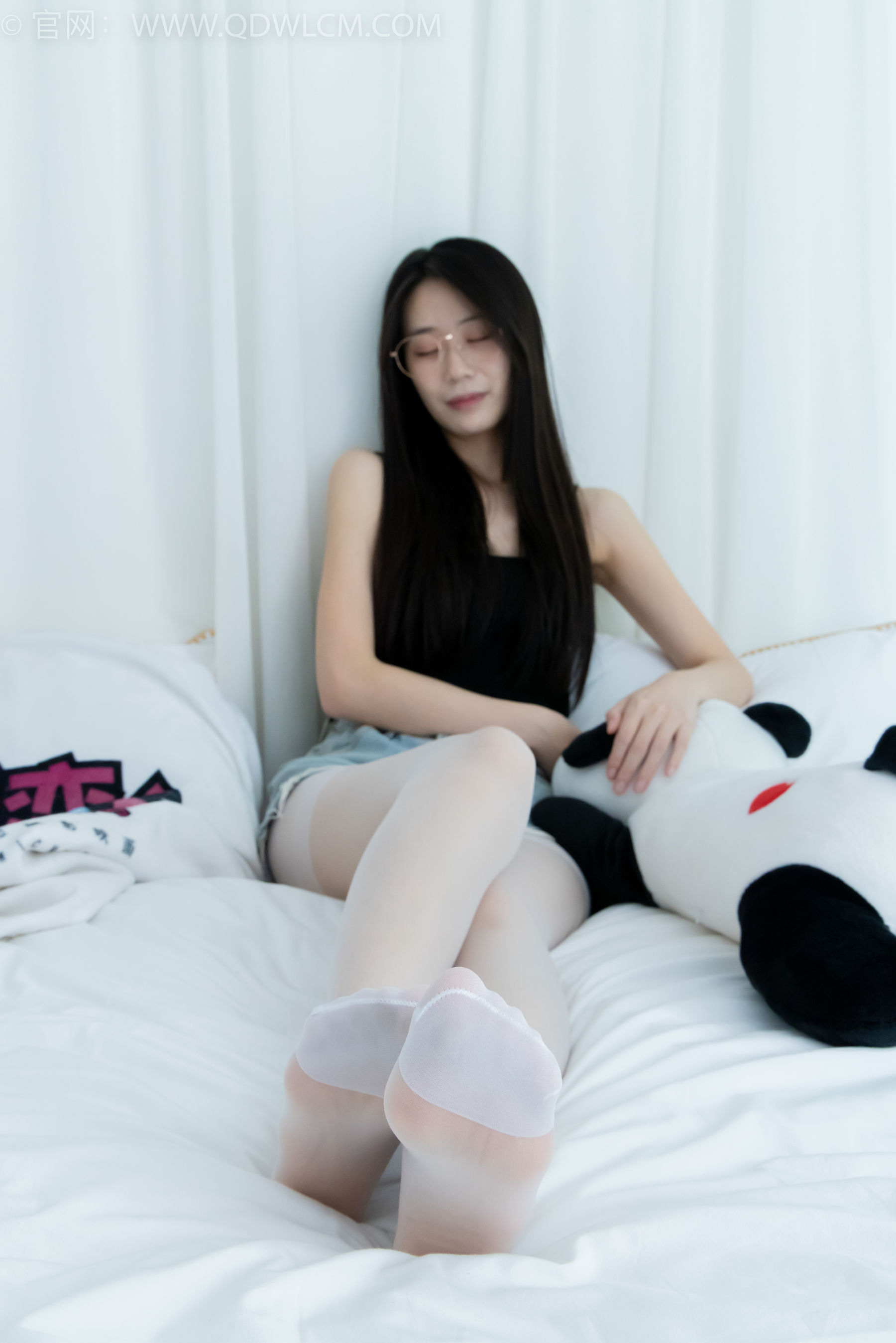 物恋传媒 No.2180 菜菜 - 烂漫花丛/(200P)