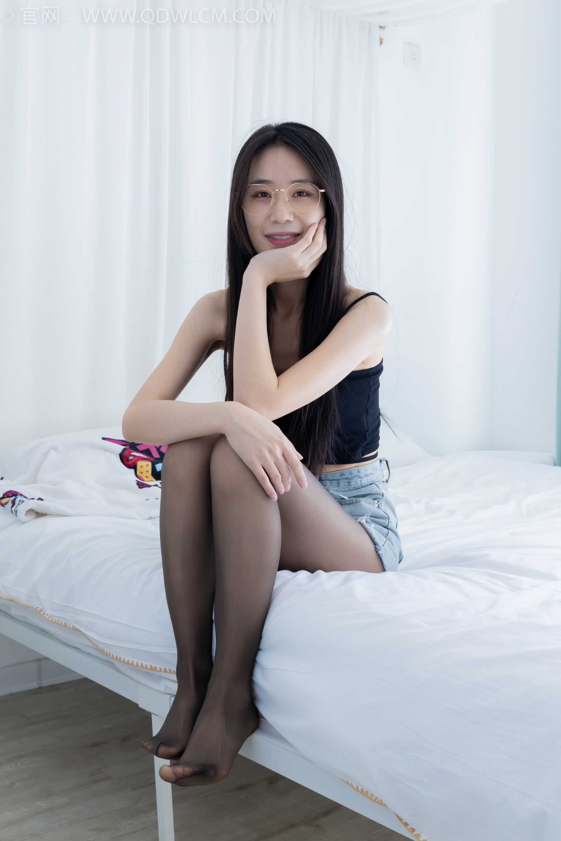 物恋传媒 No.2180 菜菜 - 烂漫花丛/(200P)