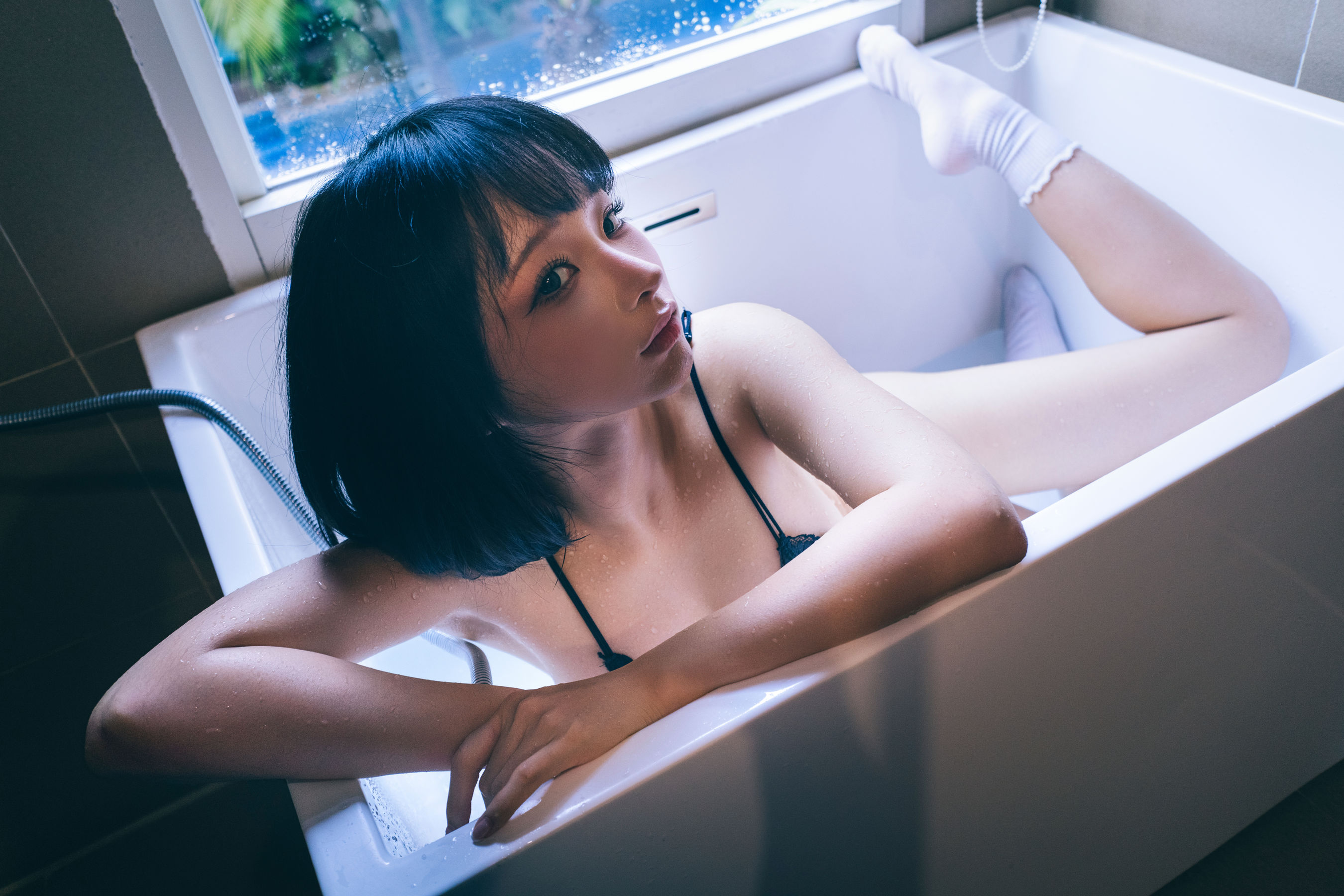 动漫博主蠢沫沫 - 凝视/(57P)