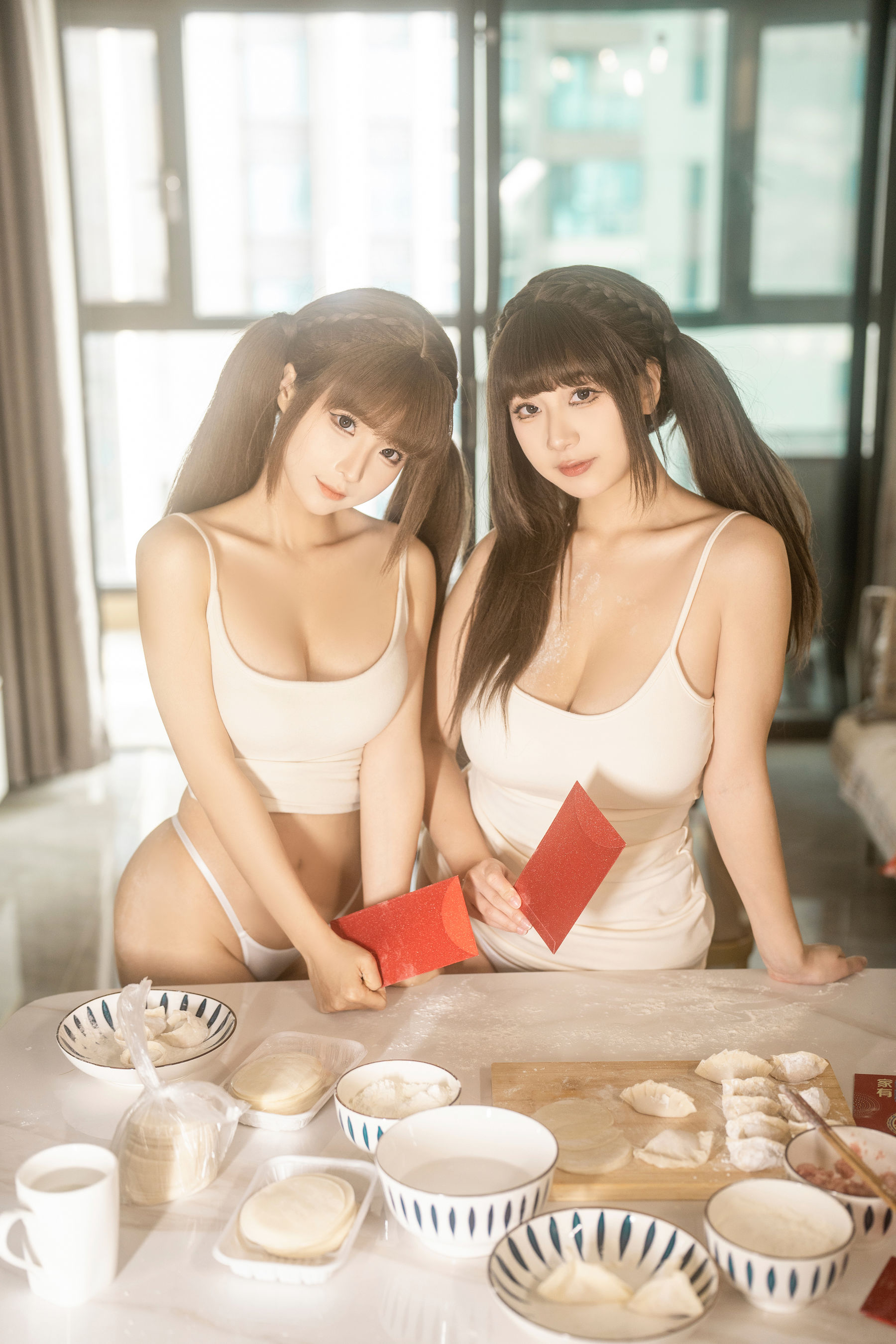 动漫博主蠢沫沫 & 浅安安 - 双人新年贺岁/(103P)