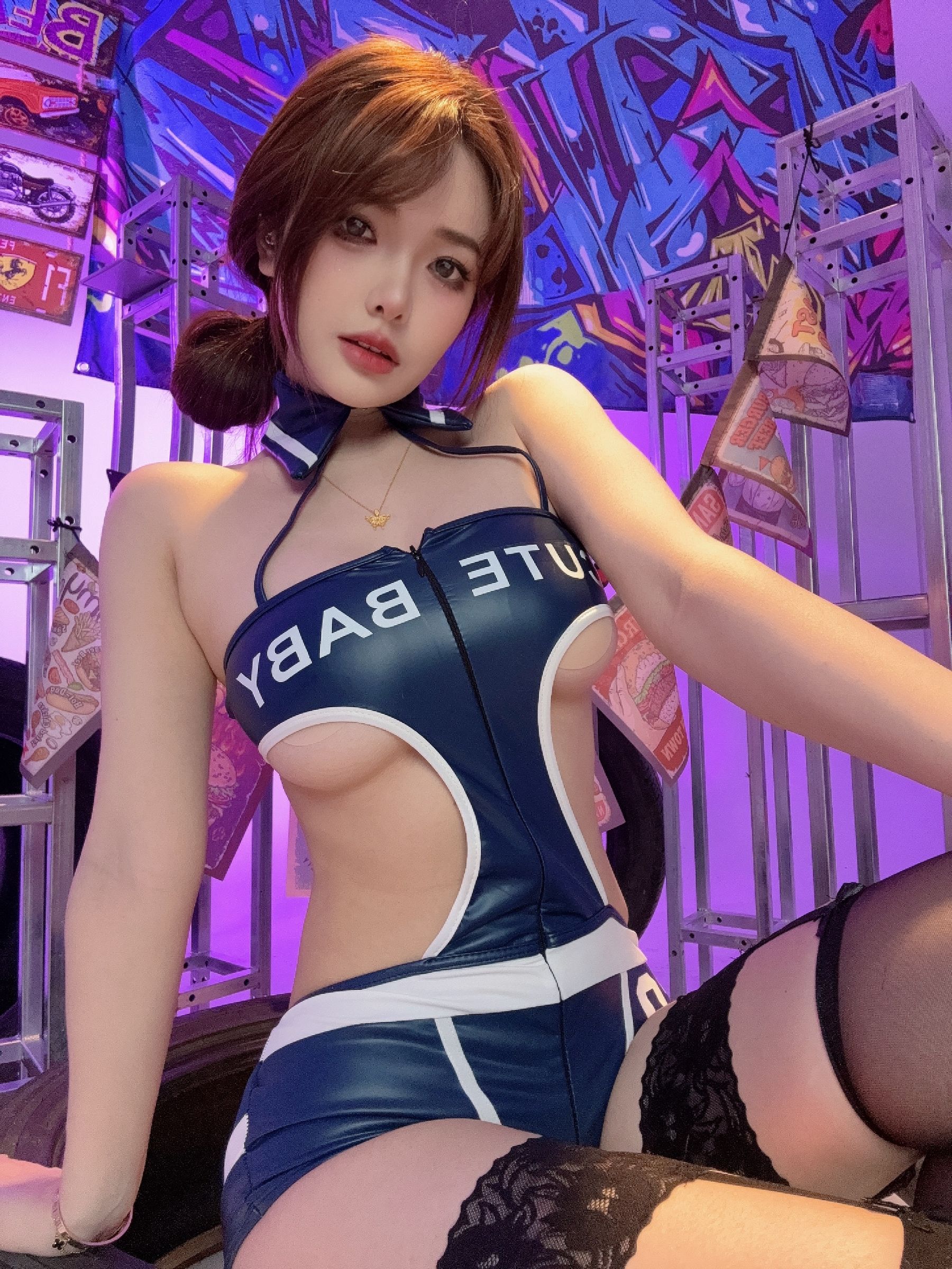 动漫博主雯妹 - 赛车女郎/(183P)