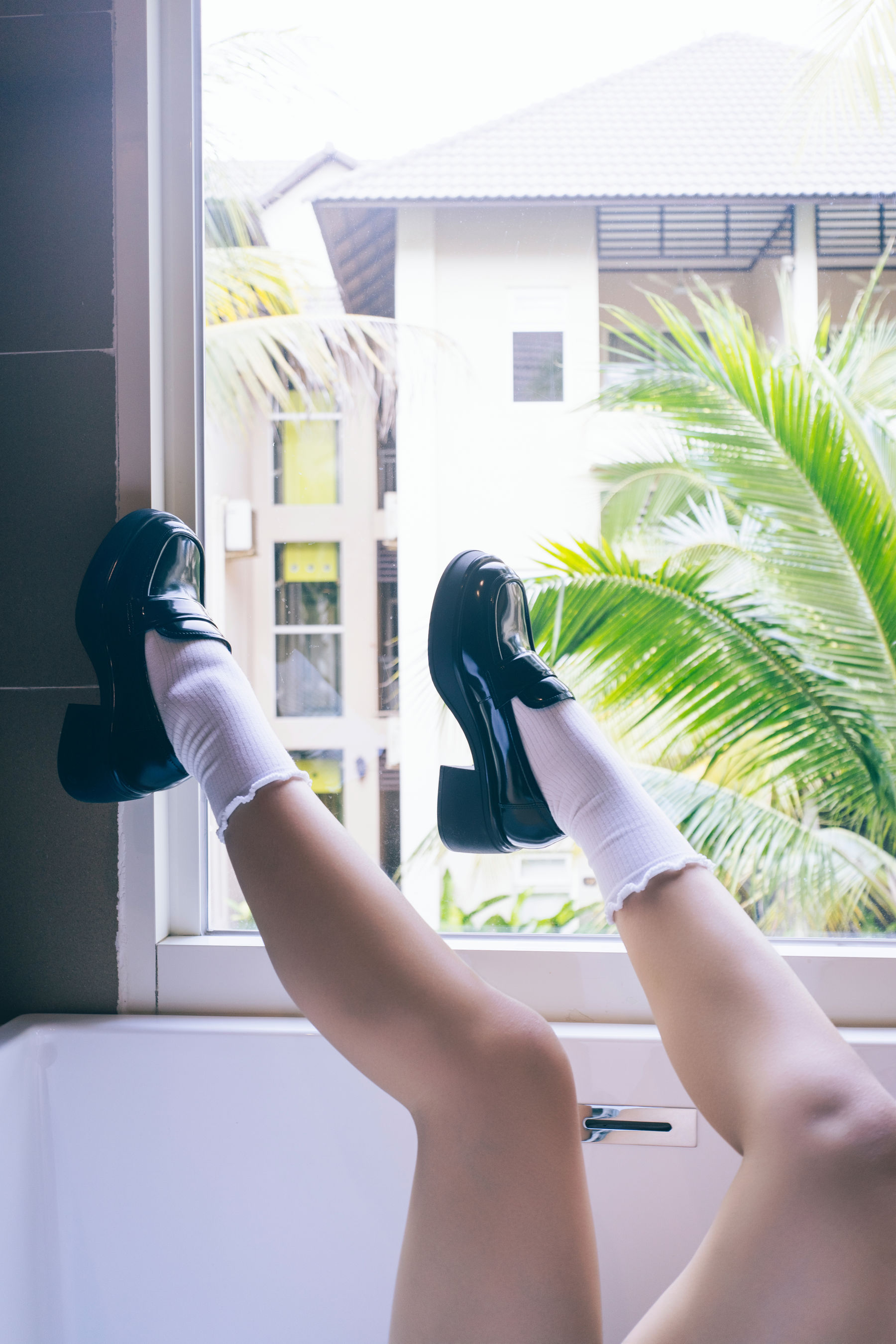 动漫博主蠢沫沫 - 凝视/(57P)