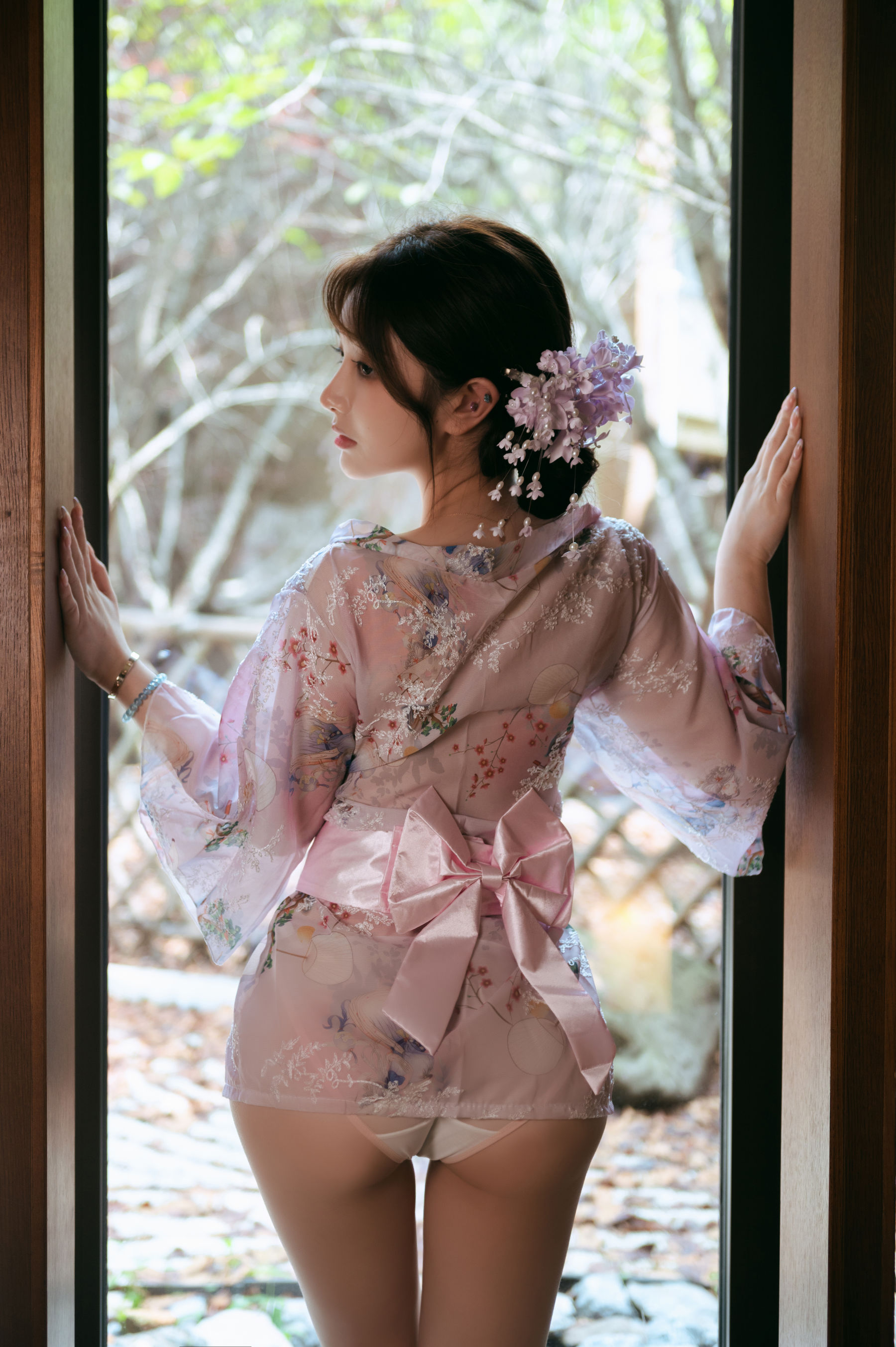 动漫博主雯妹 - 和风庭院/(68P)