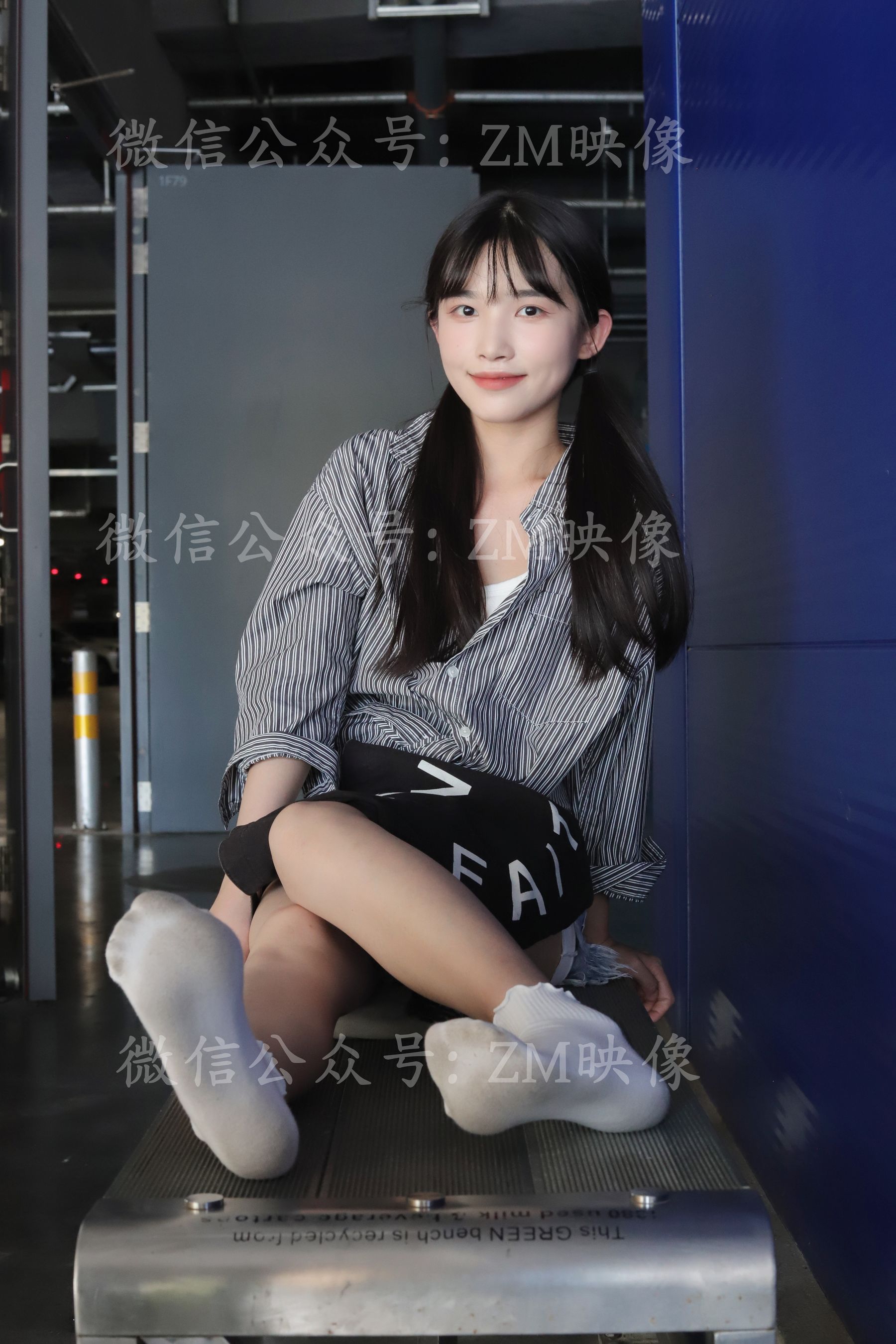 [织梦映像] 爱在深秋-轻罗小扇扑流萤/(305P)