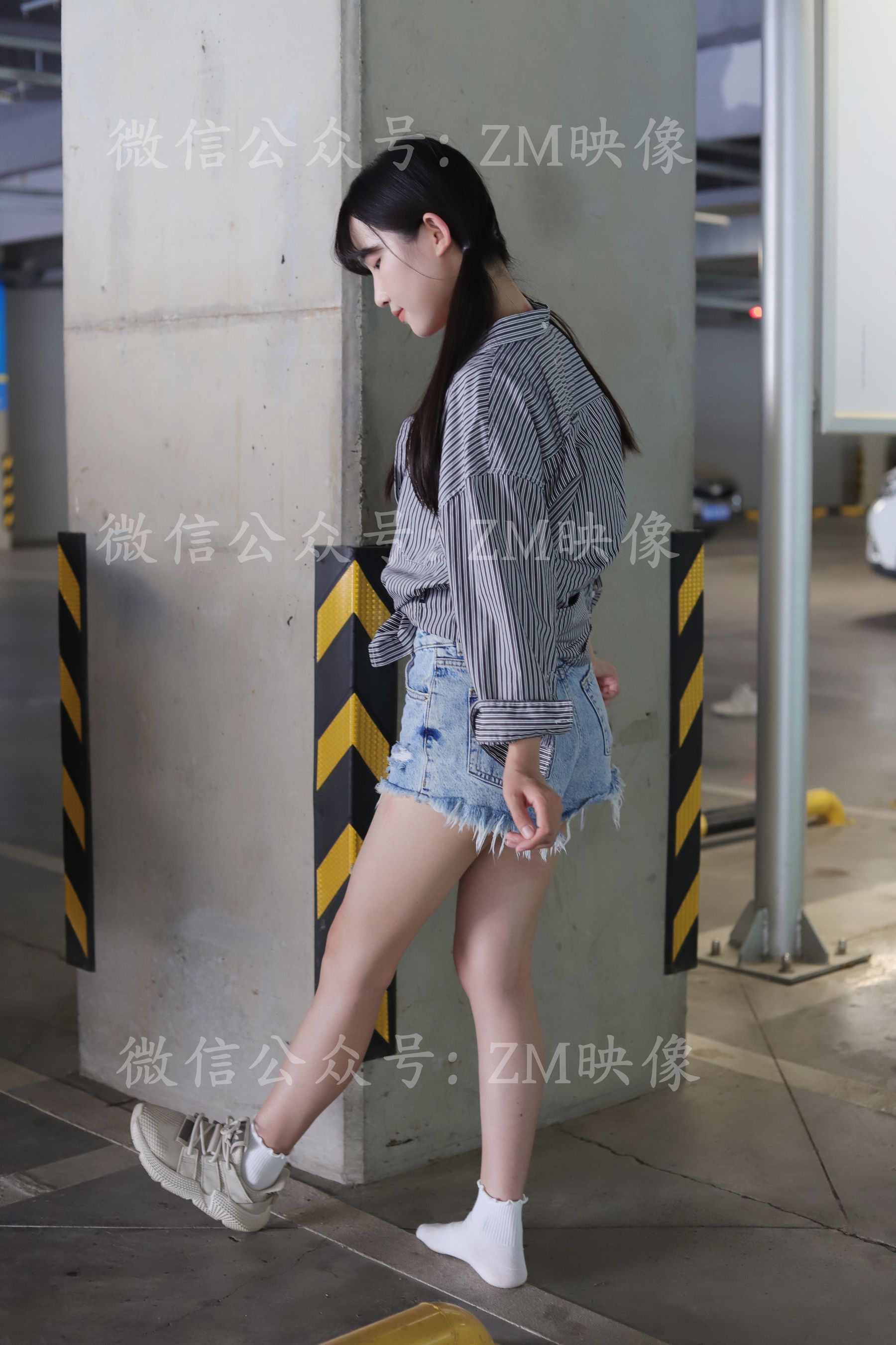 [织梦映像] 爱在深秋-轻罗小扇扑流萤/(305P)