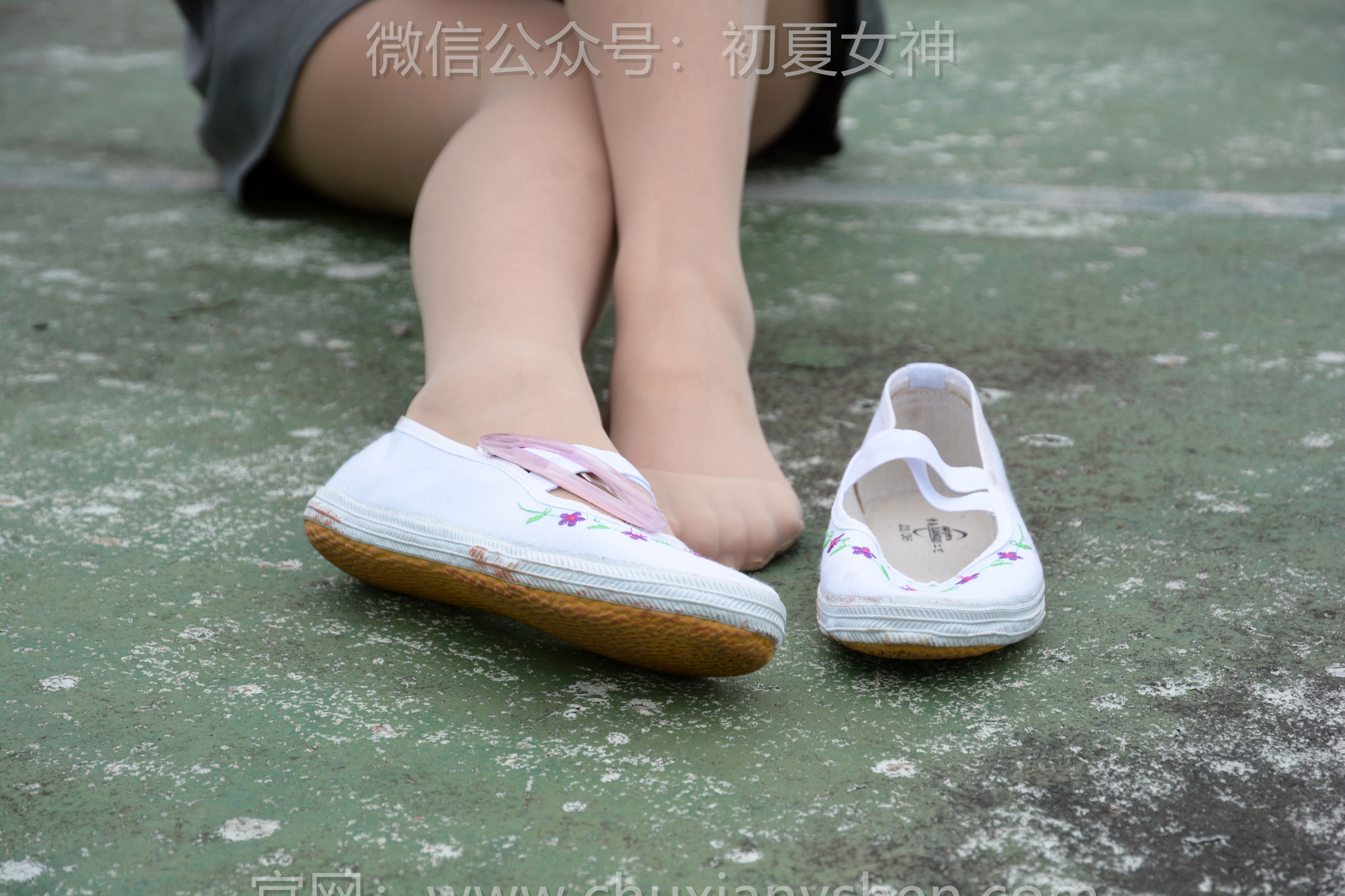 初夏女神 No.250 点点 秋天问候/(150P)