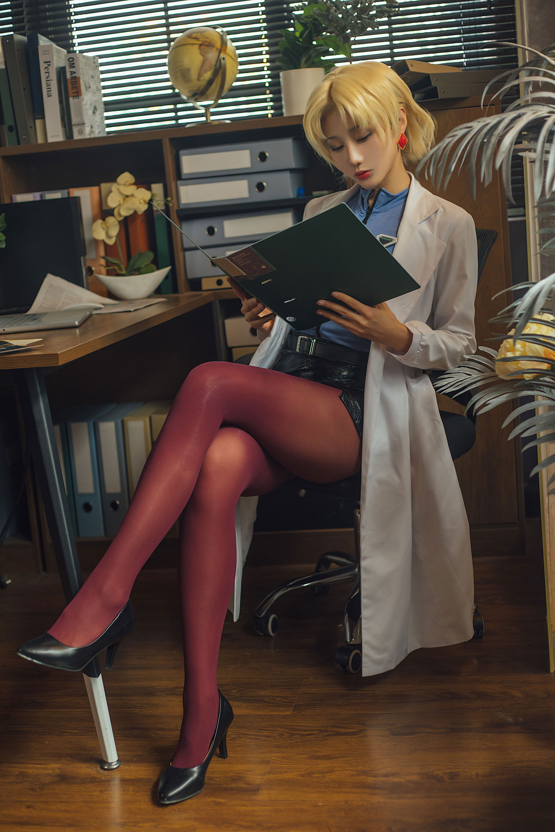 动漫博主如月灰 - 赤木律子/(32P)