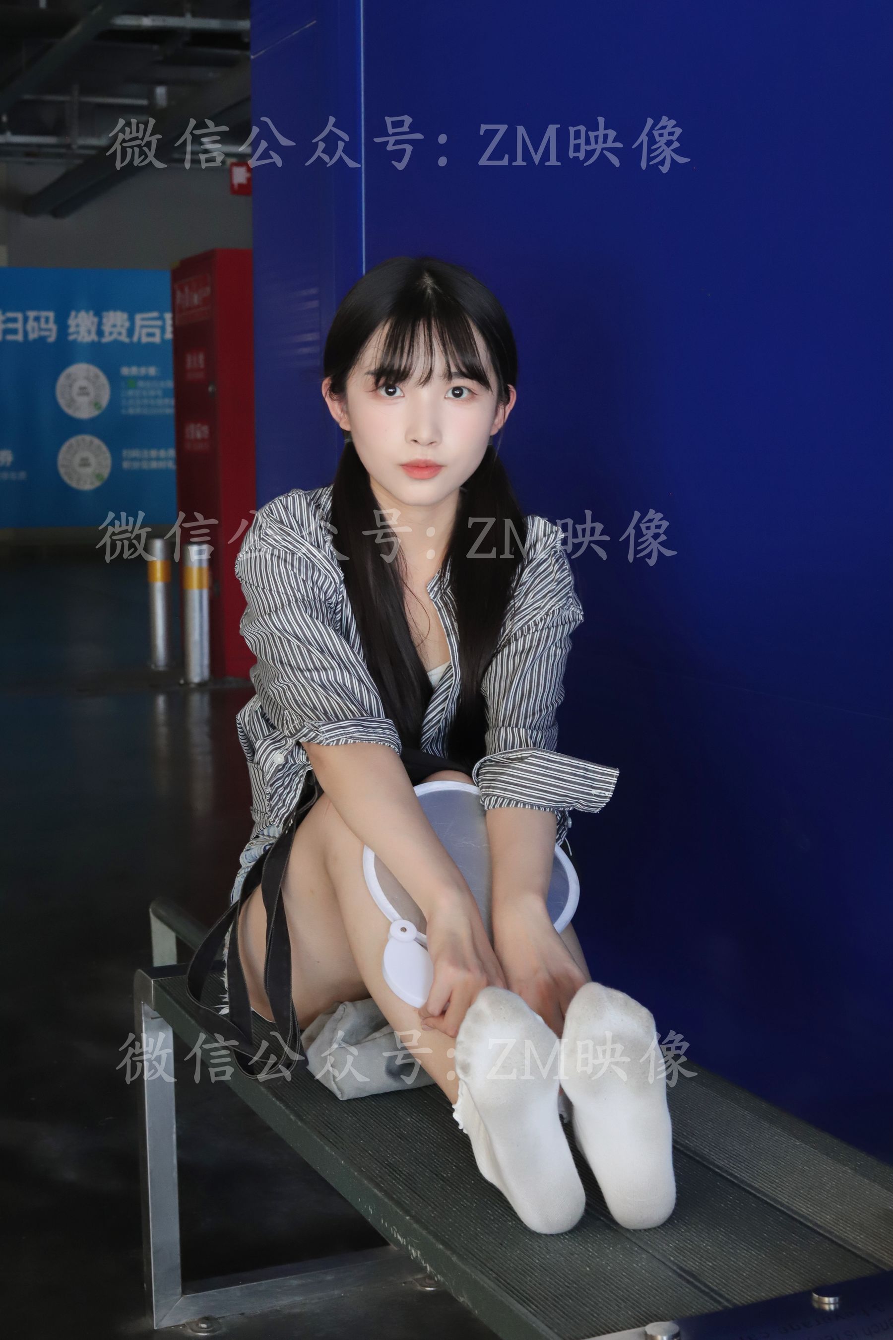 [织梦映像] 爱在深秋-轻罗小扇扑流萤/(305P)