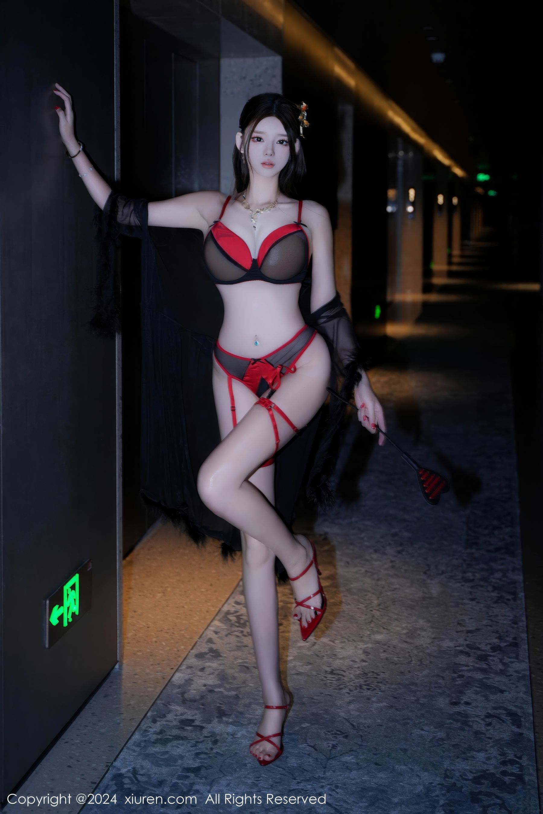 [秀人XiuRen] 2024.12.04 No.9544 果茶姐姐/(64P)