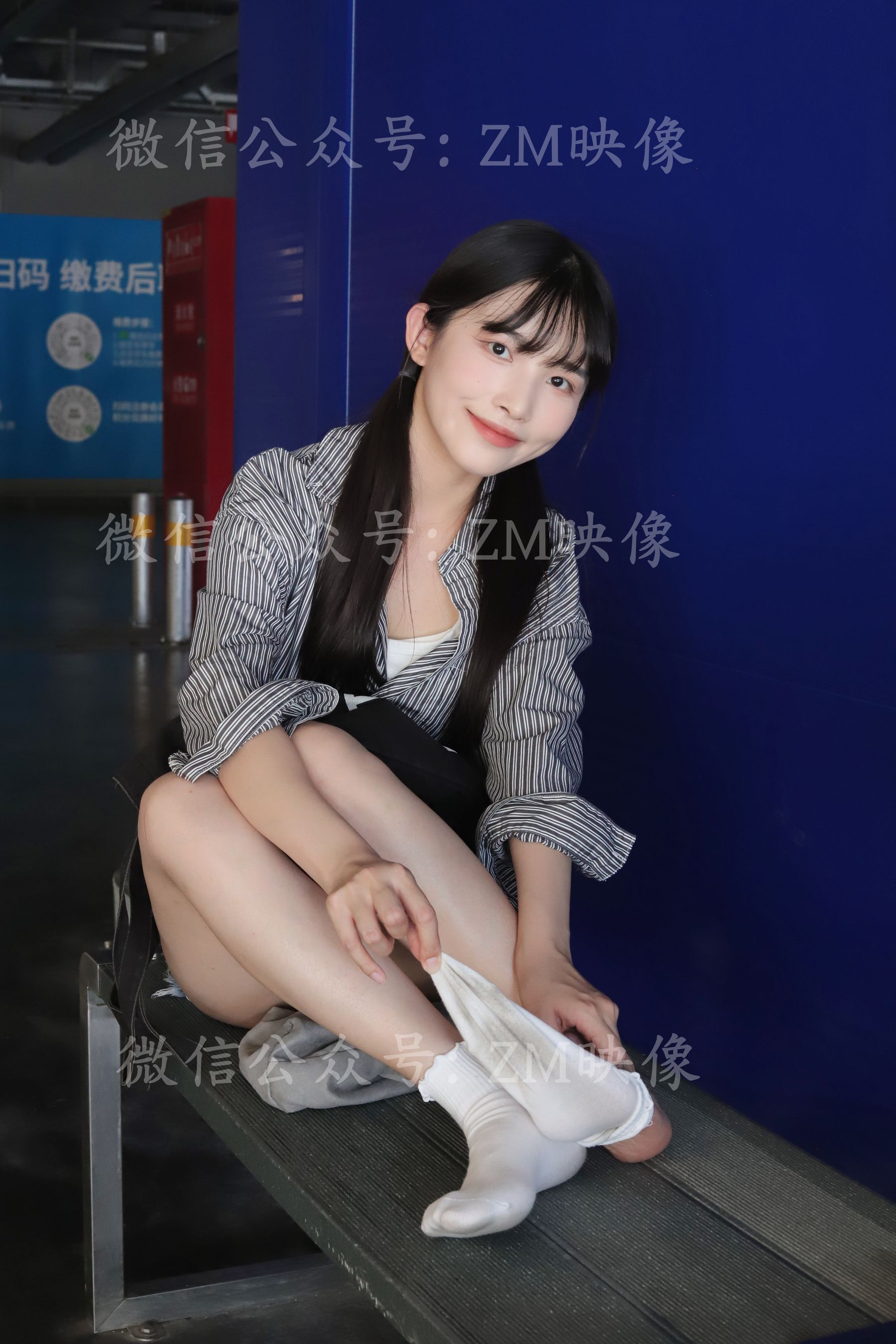 [织梦映像] 爱在深秋-轻罗小扇扑流萤/(305P)