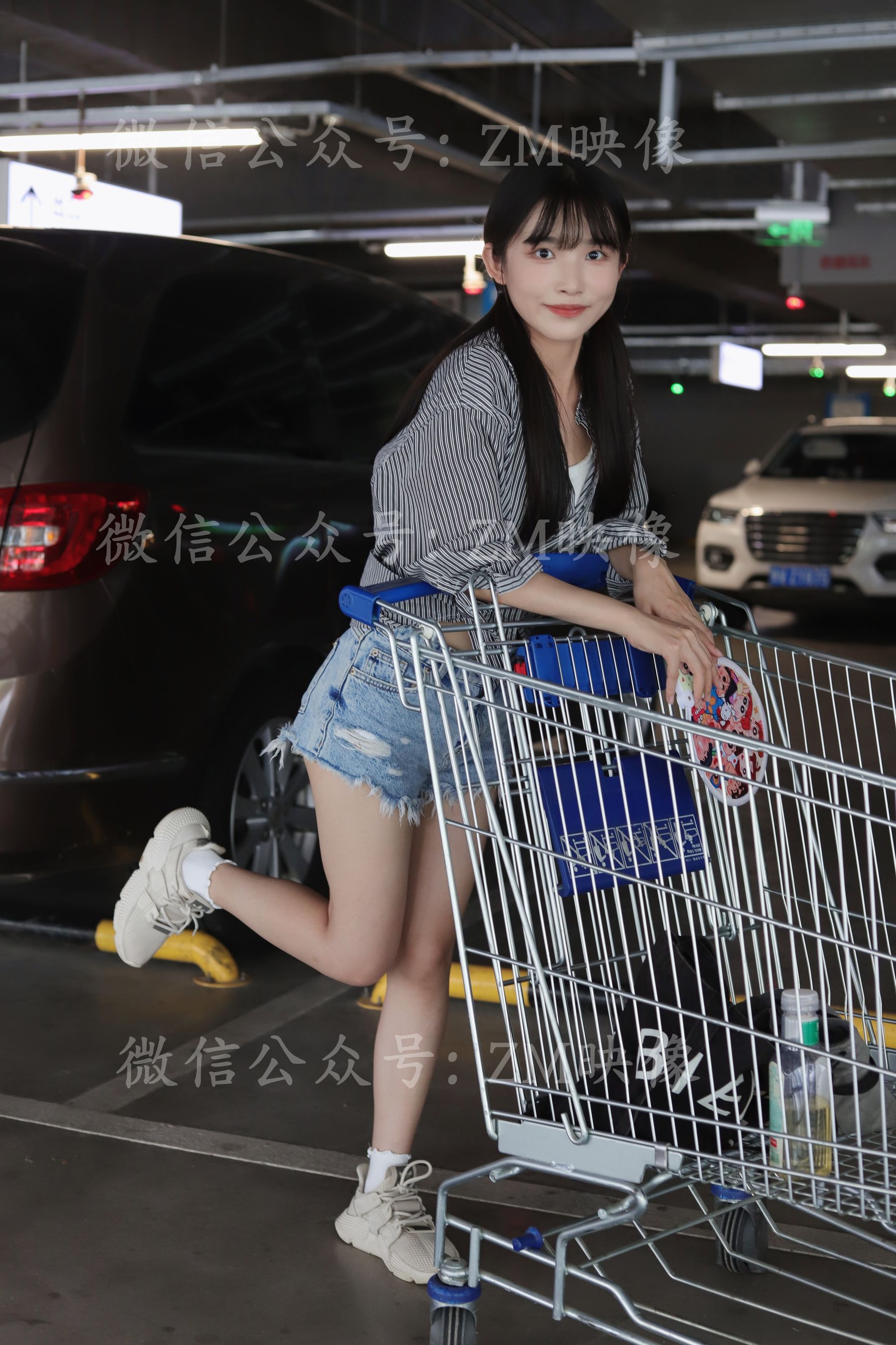 [织梦映像] 爱在深秋-轻罗小扇扑流萤/(305P)