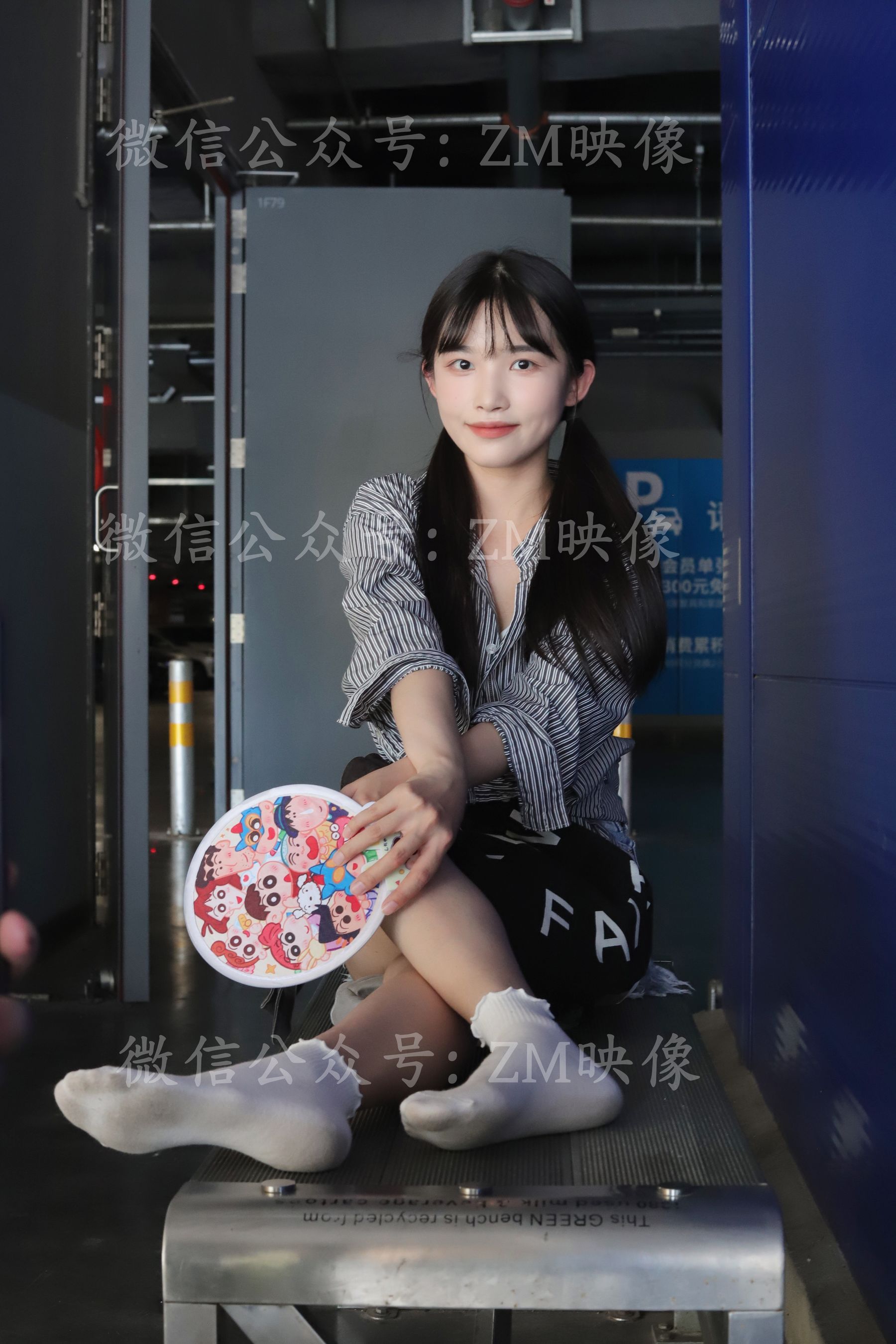 [织梦映像] 爱在深秋-轻罗小扇扑流萤/(305P)