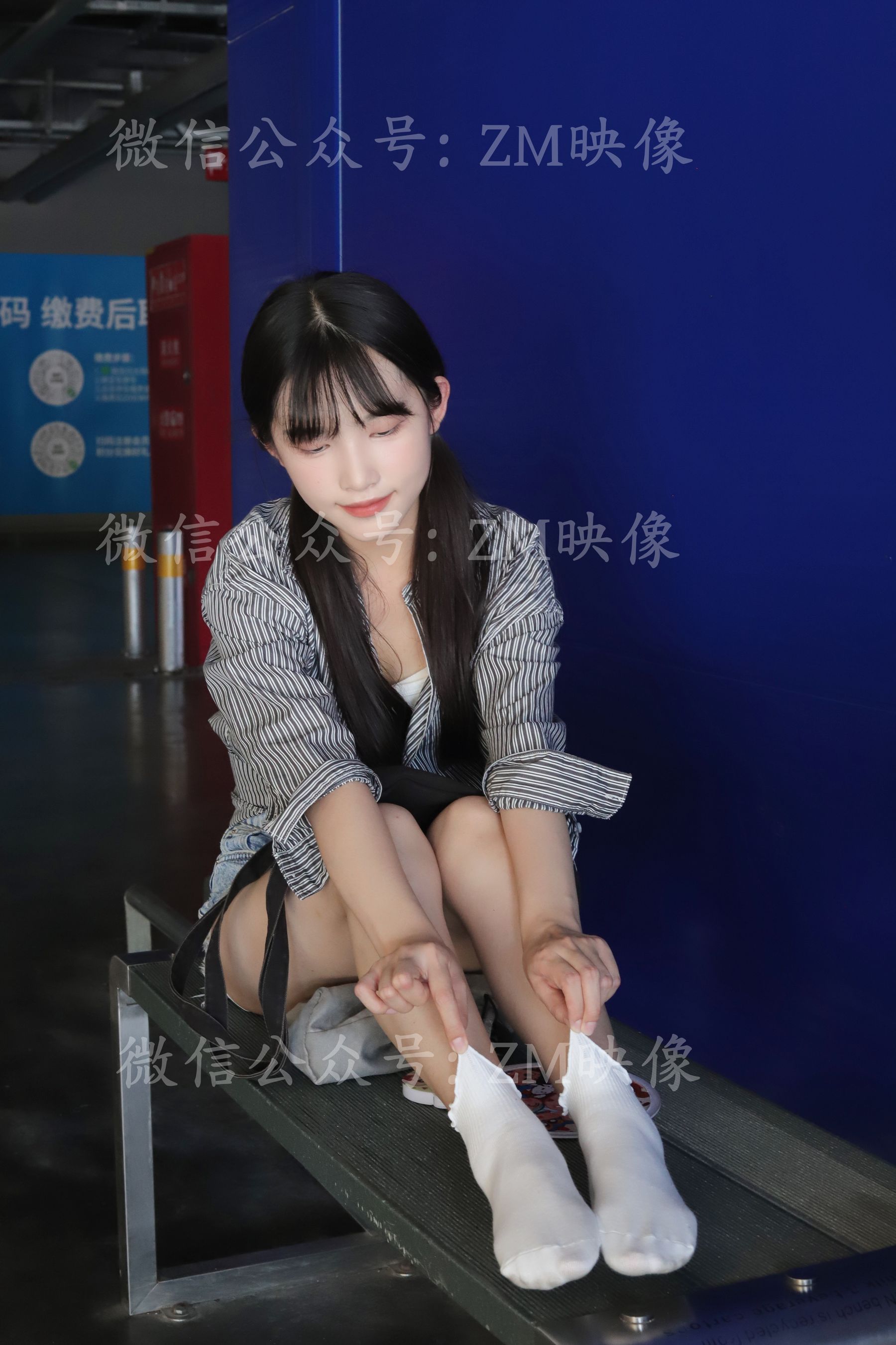 [织梦映像] 爱在深秋-轻罗小扇扑流萤/(305P)