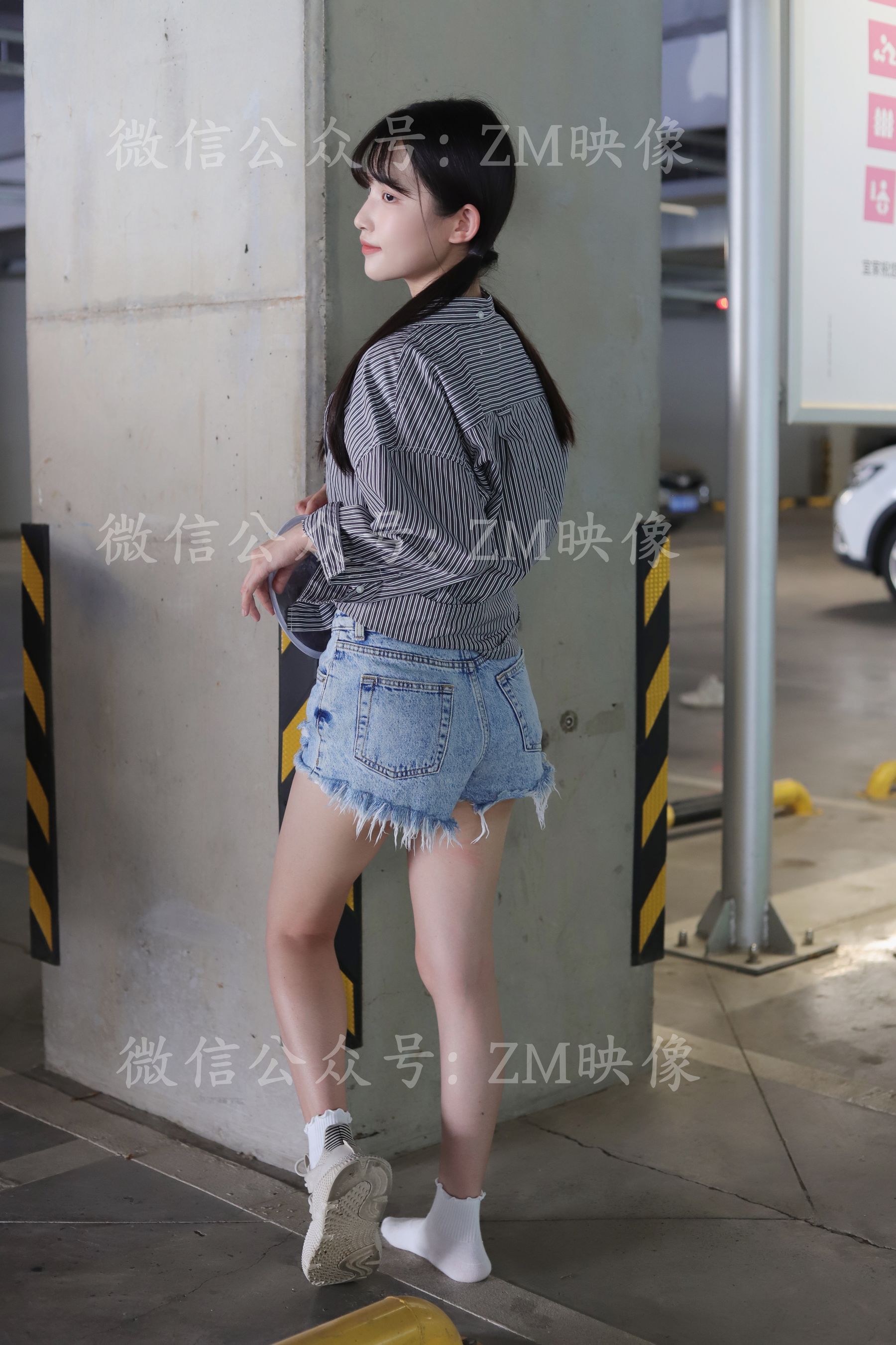 [织梦映像] 爱在深秋-轻罗小扇扑流萤/(305P)